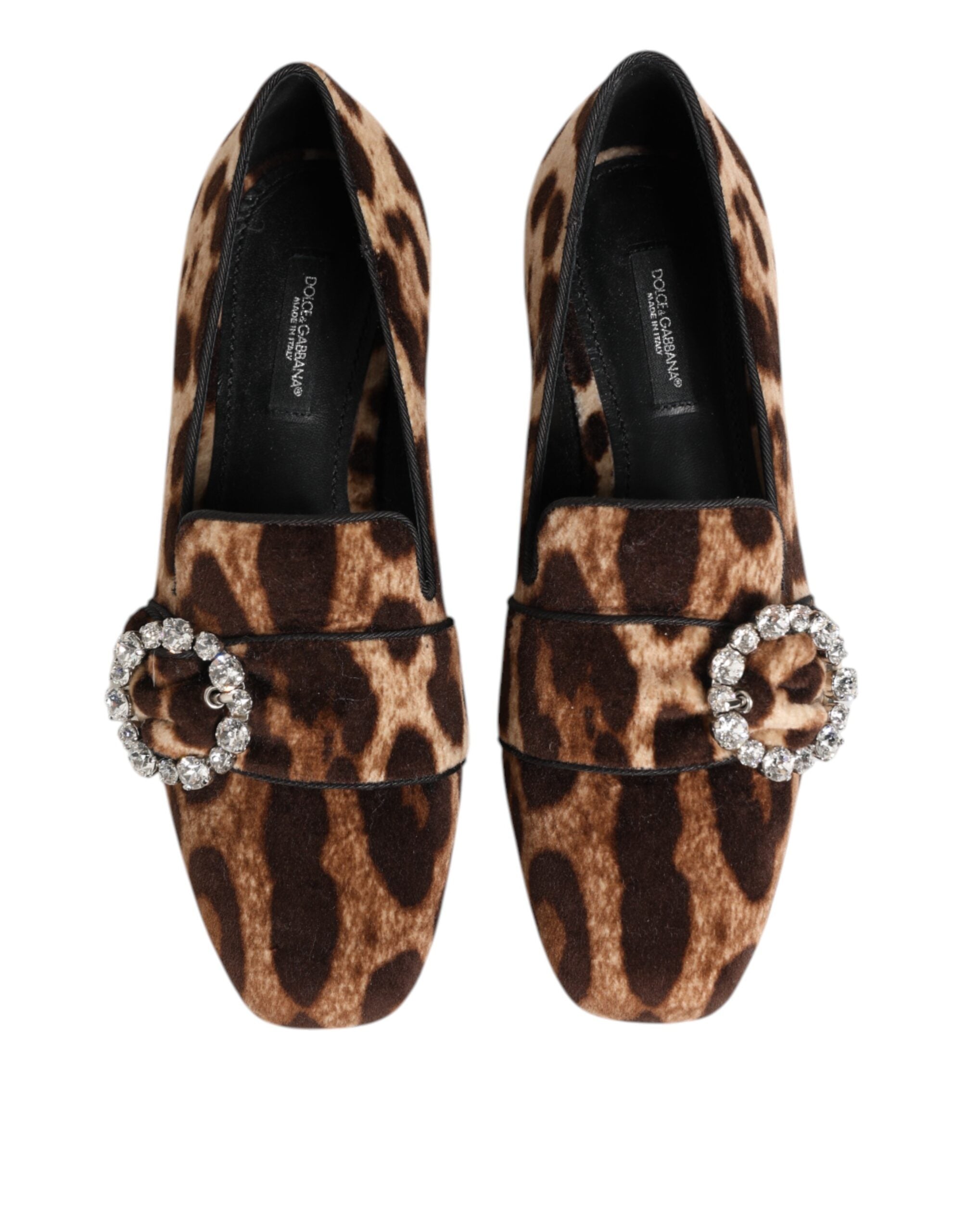 Chaussures plates Dolce & Gabbana en daim marron à imprimé léopard avec cristaux, loafers élégants et tendance.