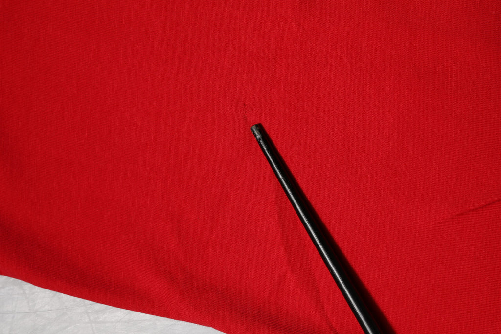 T-shirt manches courtes rouge Dolce & Gabbana, col rond et design simple, vue de face.