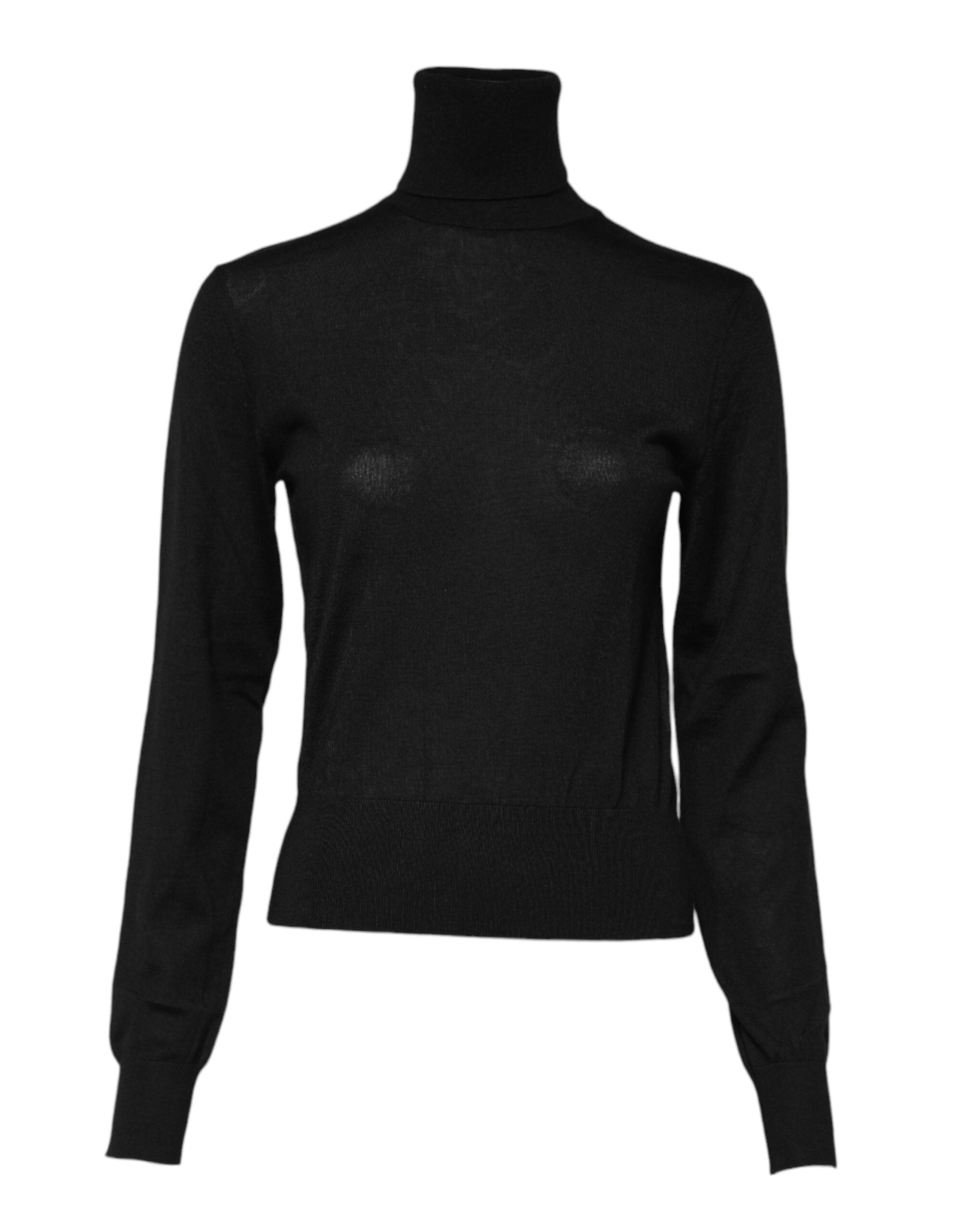 Pull en cachemire noir Dolce & Gabbana à col roulé, détail du tissu doux et élégant, porté sur un mannequin.