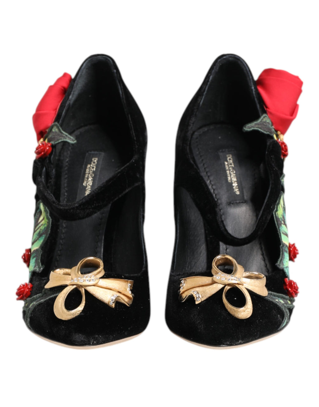 Broche en cristaux et roses noires Dolce & Gabbana, élégante broche pour chaussures Mary Jane, détails raffinés et sophistiqués
