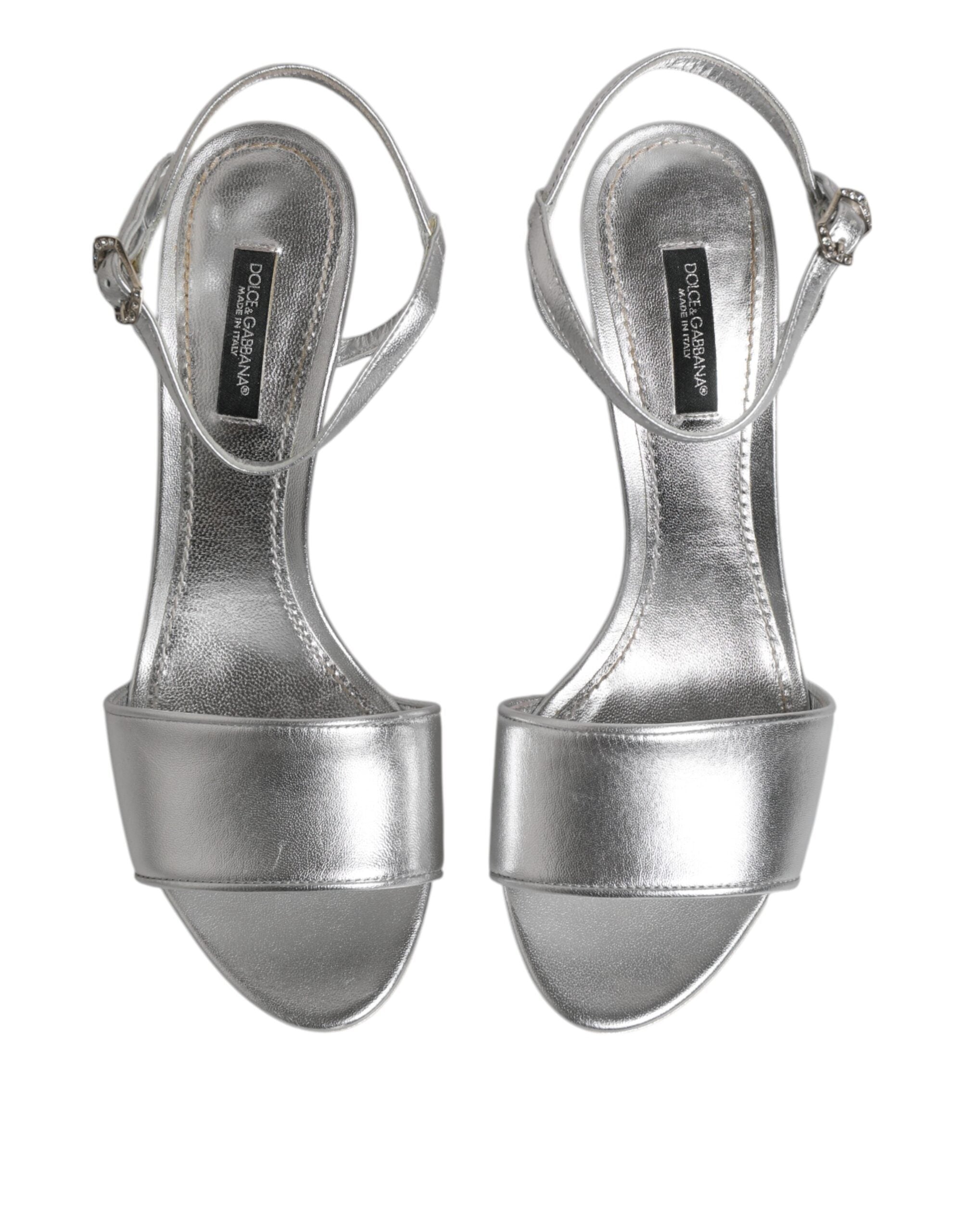 Sandales à talons argentés Dolce & Gabbana KEIRA avec bride à la cheville, chaussures élégantes en cuir pour femme.