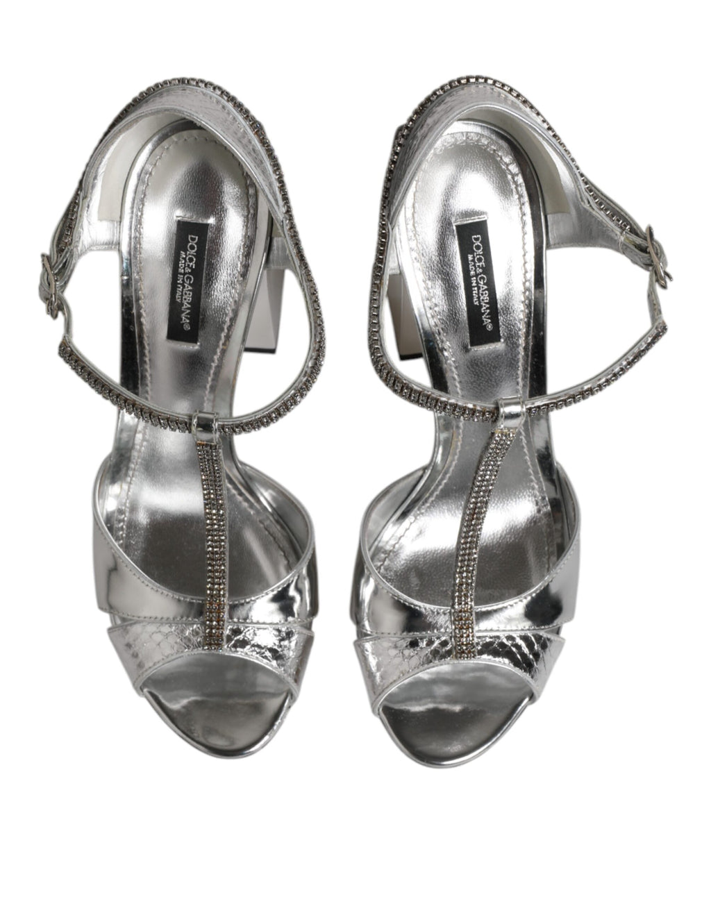 Sandales à talons Dolce & Gabbana en cuir argenté avec bride T-strap, vue de face.