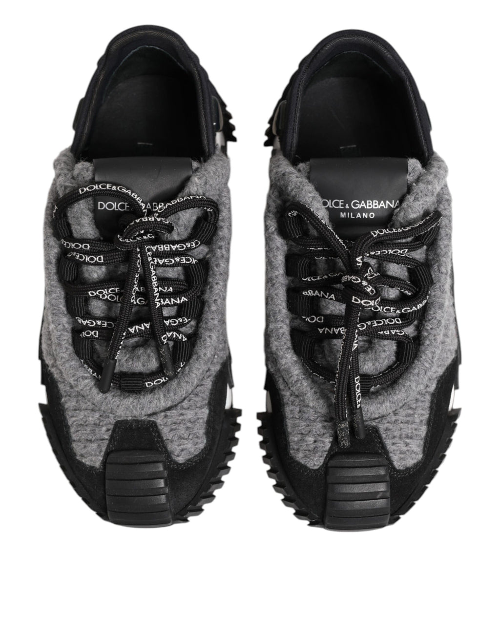 Chaussures sneakers basses Dolce & Gabbana noir et gris NS1, vue de face, en cuir avec semelle blanche.