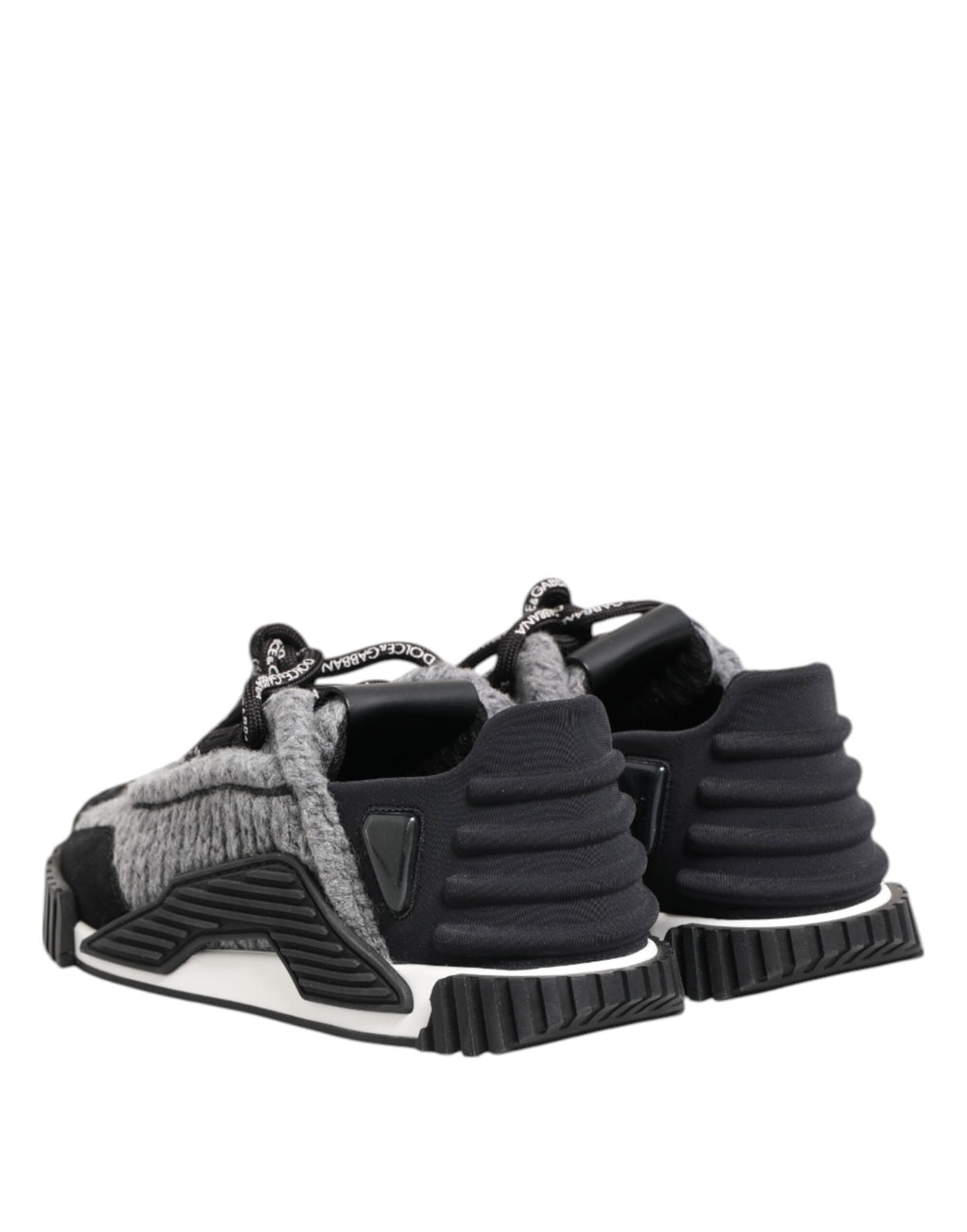 Chaussures sneakers basses Dolce & Gabbana noir et gris NS1, style décontracté avec design moderne, vue de face.