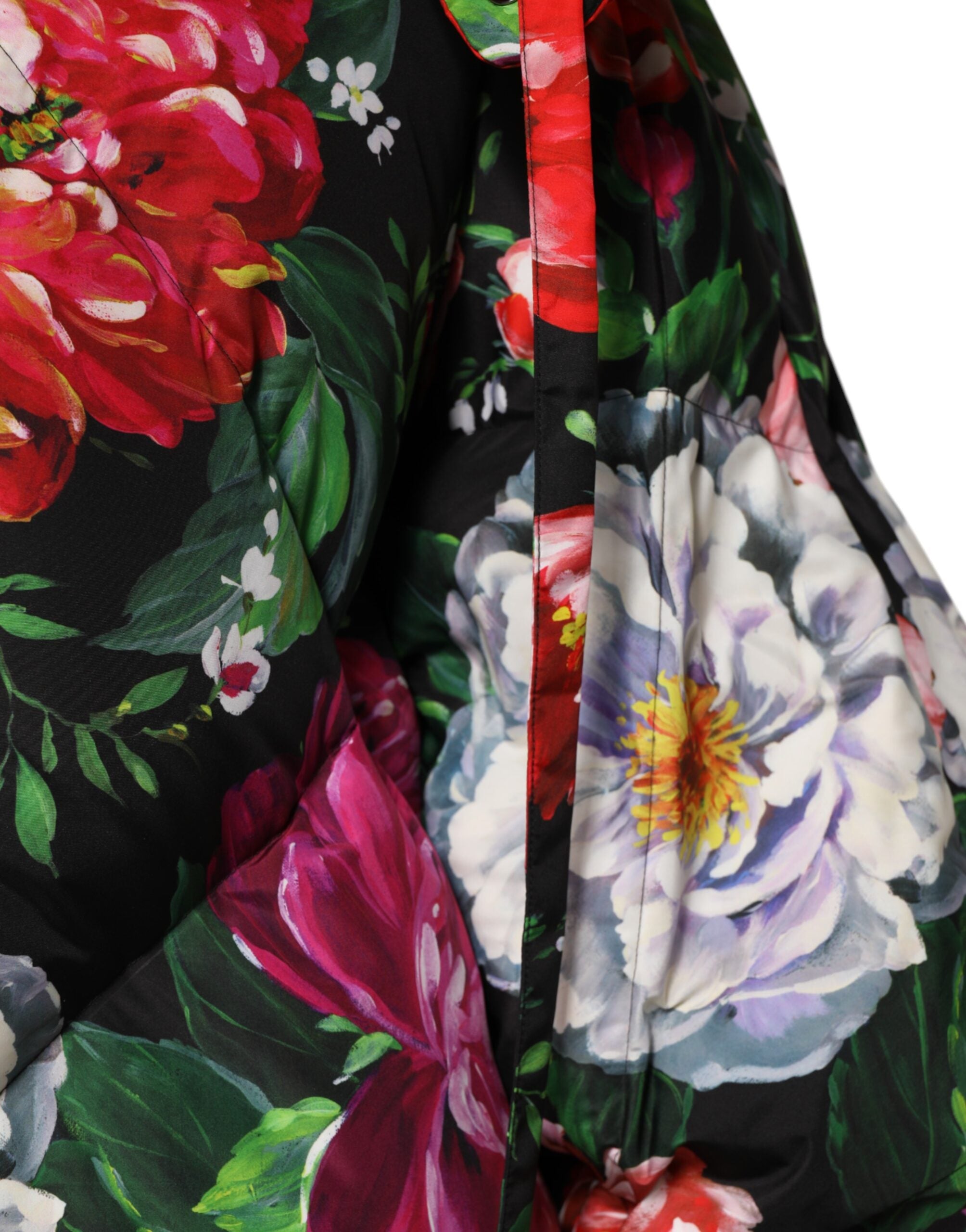 Doudoune Dolce & Gabbana multicolore à fleurs avec capuche, veste matelassée chic et tendance.