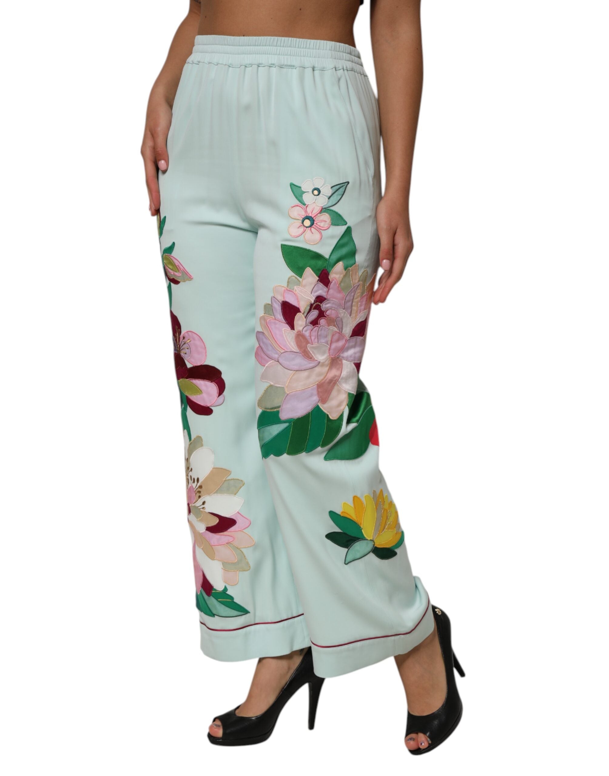 Pantalons de pyjama droits à fleurs vertes Dolce & Gabbana avec ceinture élastique, confortables et élégants pour la nuit.