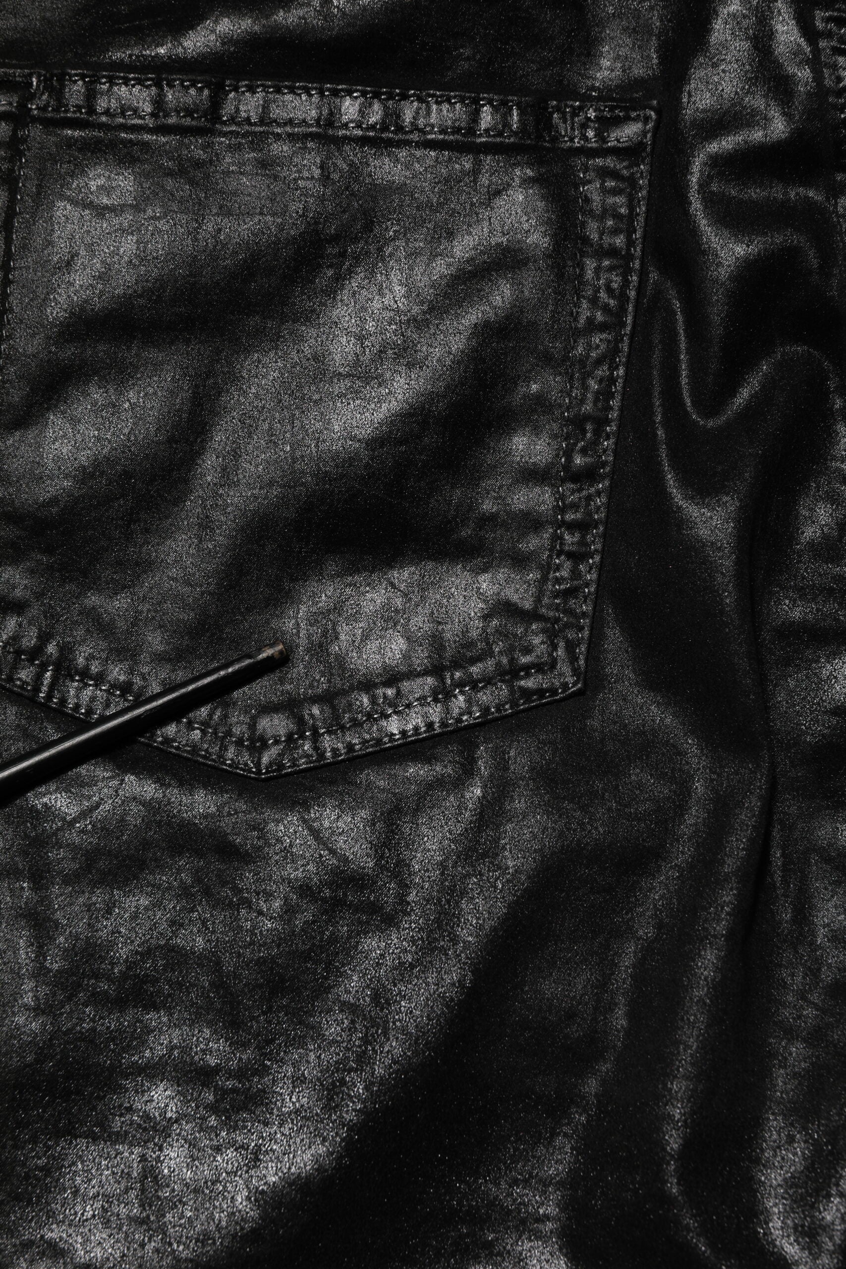 Jeans skinny noirs à taille haute Dolce & Gabbana GRACE en denim, visibles avec poches et finition élégante.
