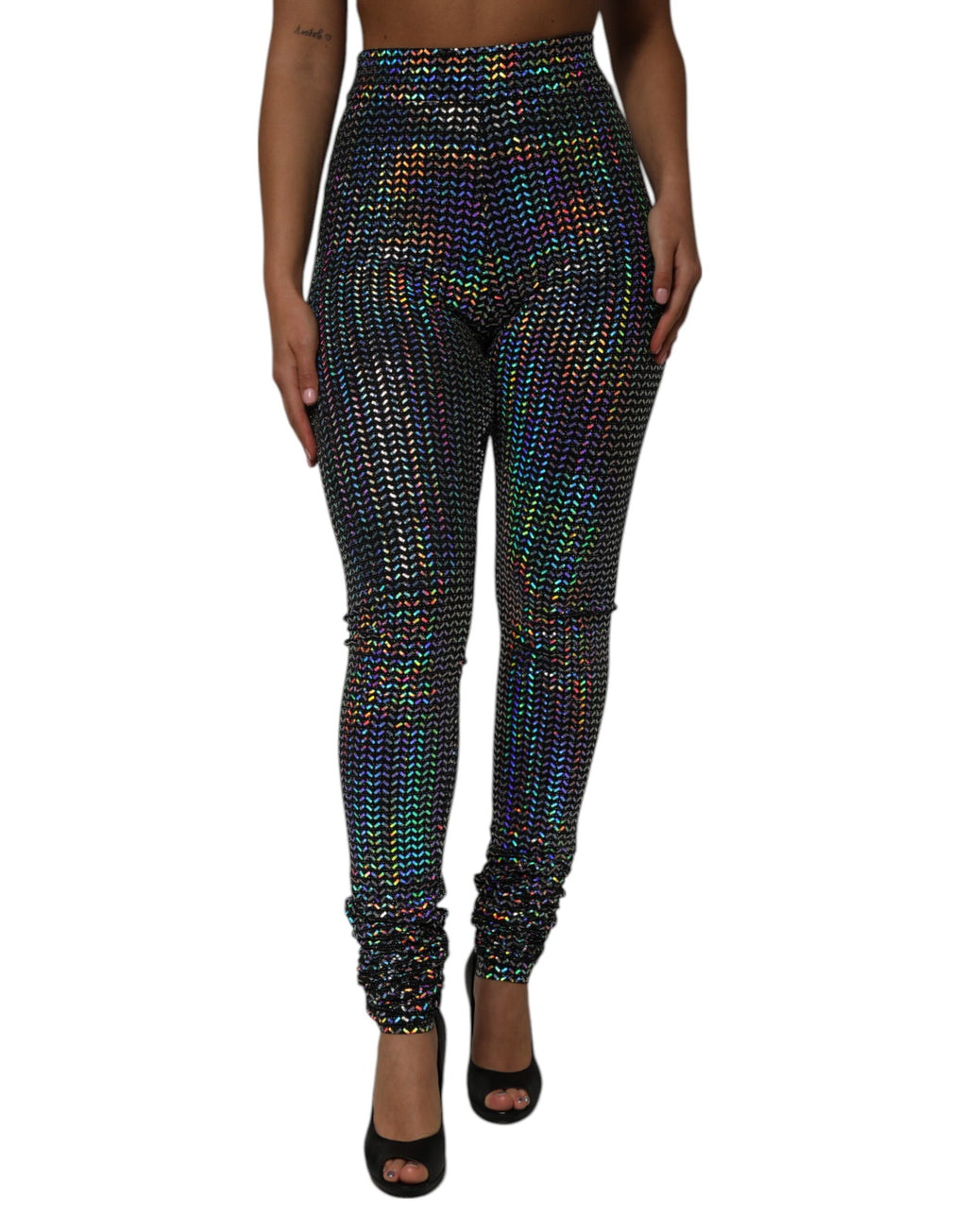 Leggings Dolce & Gabbana à sequins multicolores avec pantalon en tissu élégant, mode chic et brillante.