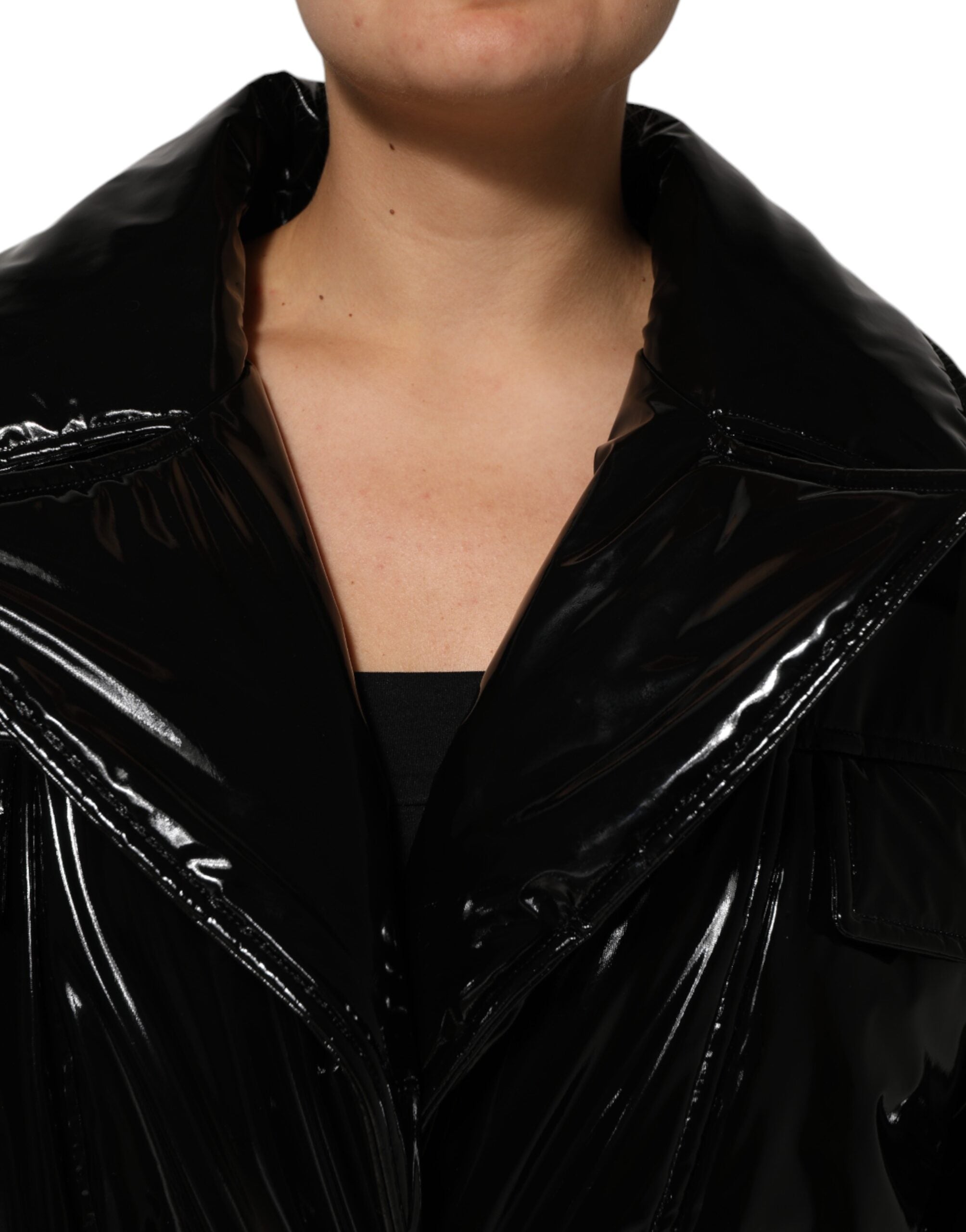 Manteau matelassé noir en polyester de Dolce & Gabbana, veste puffer élégante avec couture quiltée.