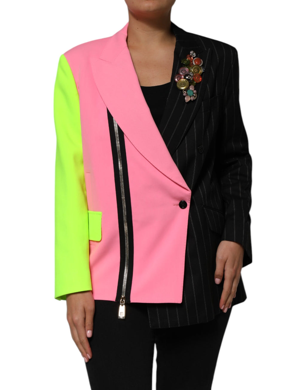 Manteau Dolce & Gabbana à patchwork multicolore avec embellissements, détails en tissu et finition sophistiquée.