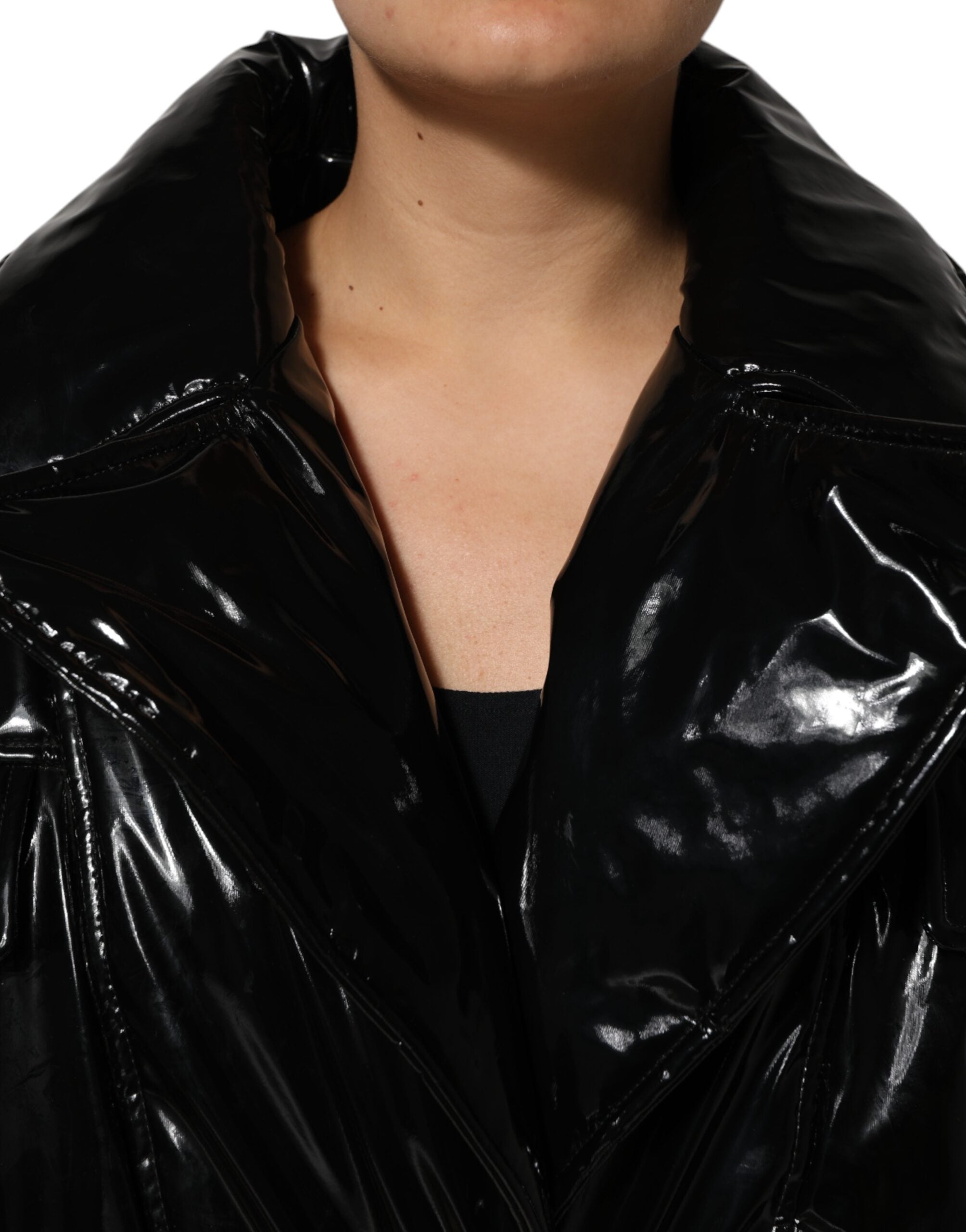 anorak mat en polyester noir Dolce & Gabbana, doudoune matelassée avec design rembourré et col montant.