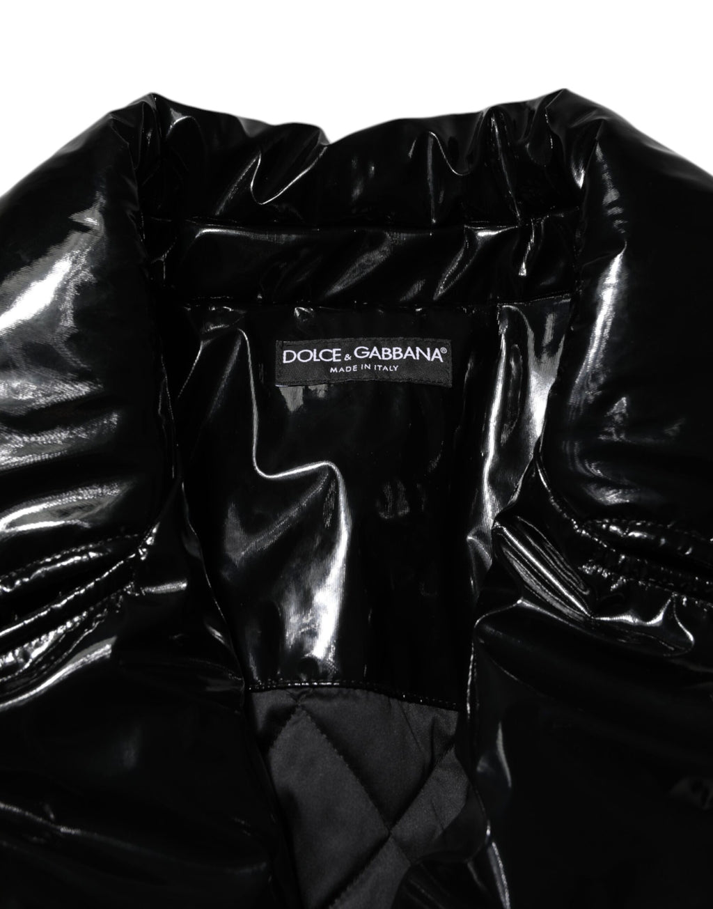 Veste matelassée noire en polyester de Dolce & Gabbana, manteau puffer chaud et élégant pour femmes.