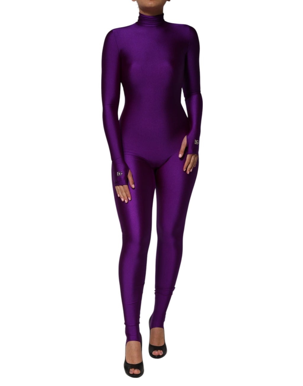 Combinaison moulante noire en nylon violet Dolce & Gabbana avec col roulé, style élégant et ajusté, vue de face.