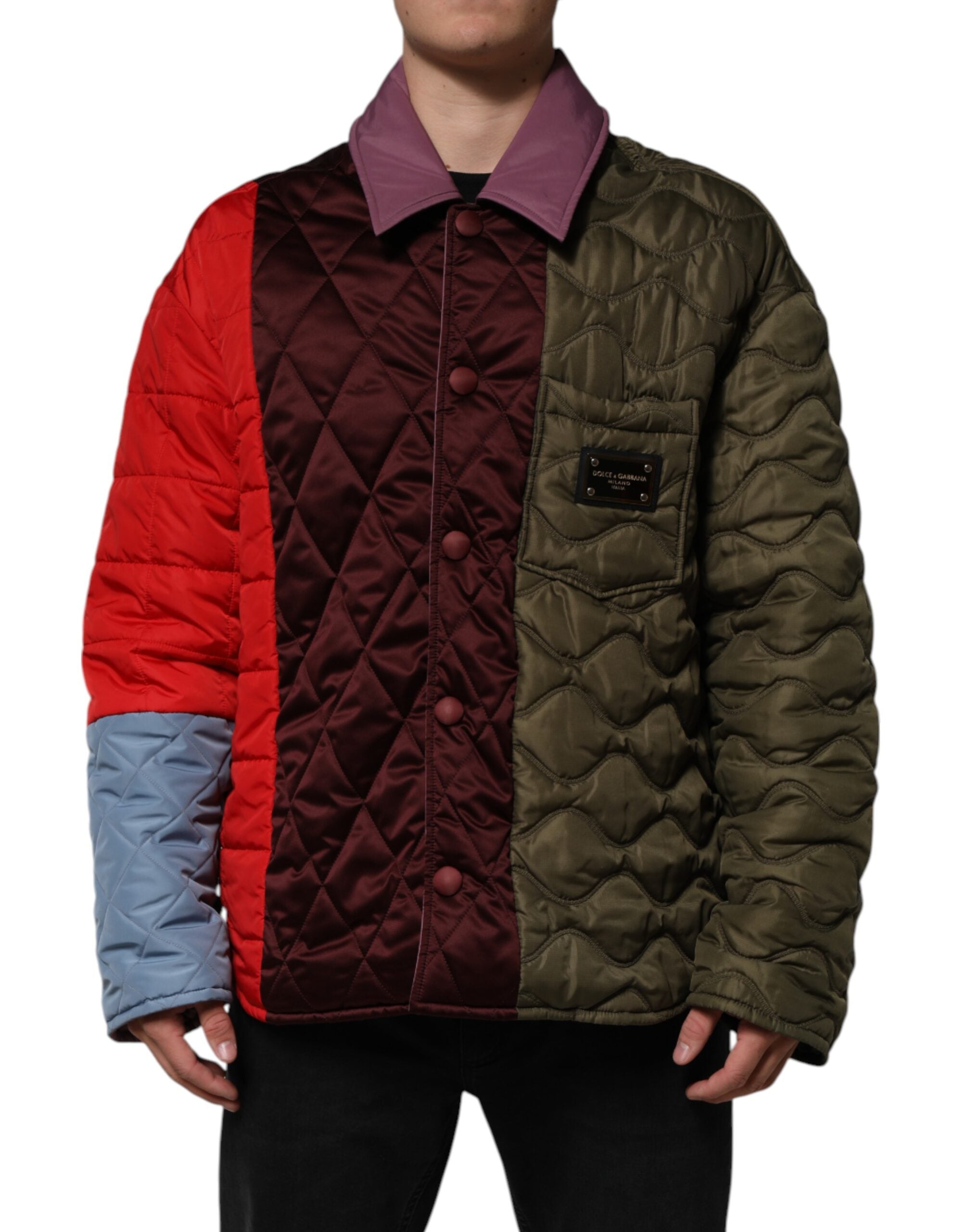 Veste matelassée en polyester à patchwork multicolore de Dolce & Gabbana, avec design coloré et détails sophistiqués.