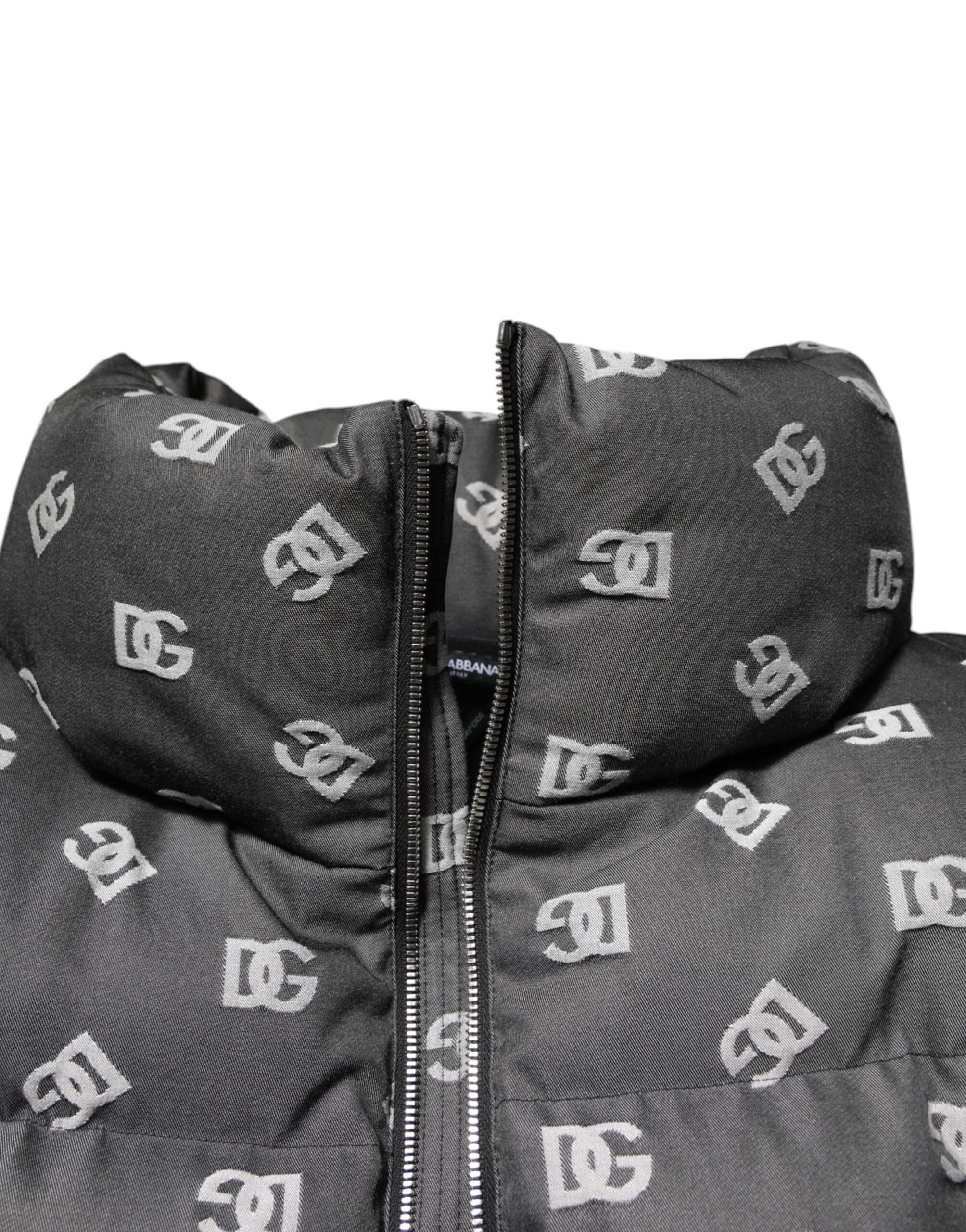 Veste homme Dolce & Gabbana noire en duvet avec logo DG monogramme, zip complet et col rembourré.