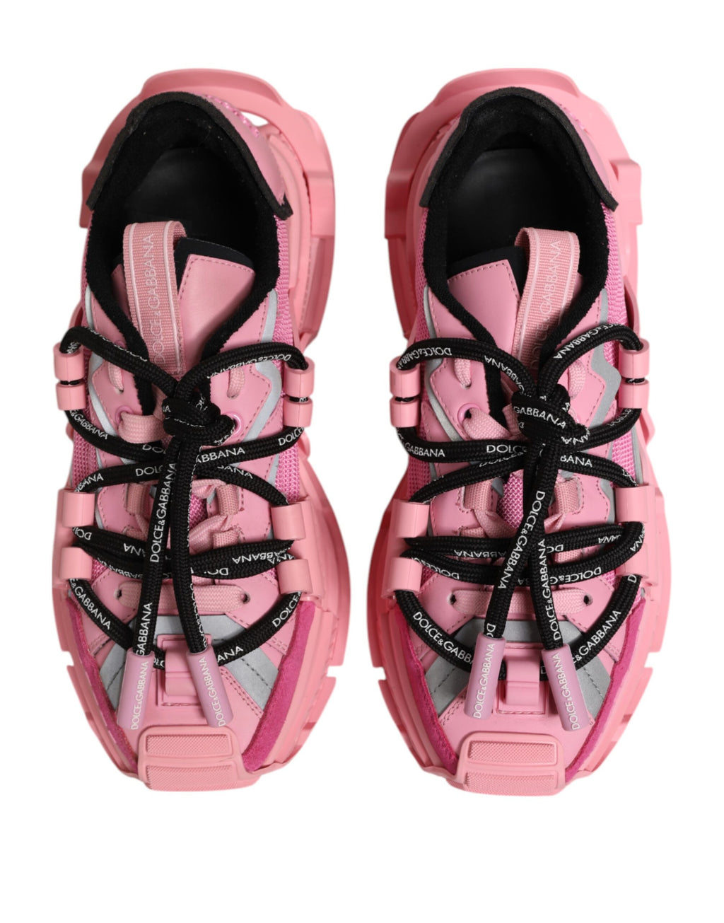 Chaussures sneakers basses roses Dolce & Gabbana pour femmes, style spacieux et tendance, vue de face.
