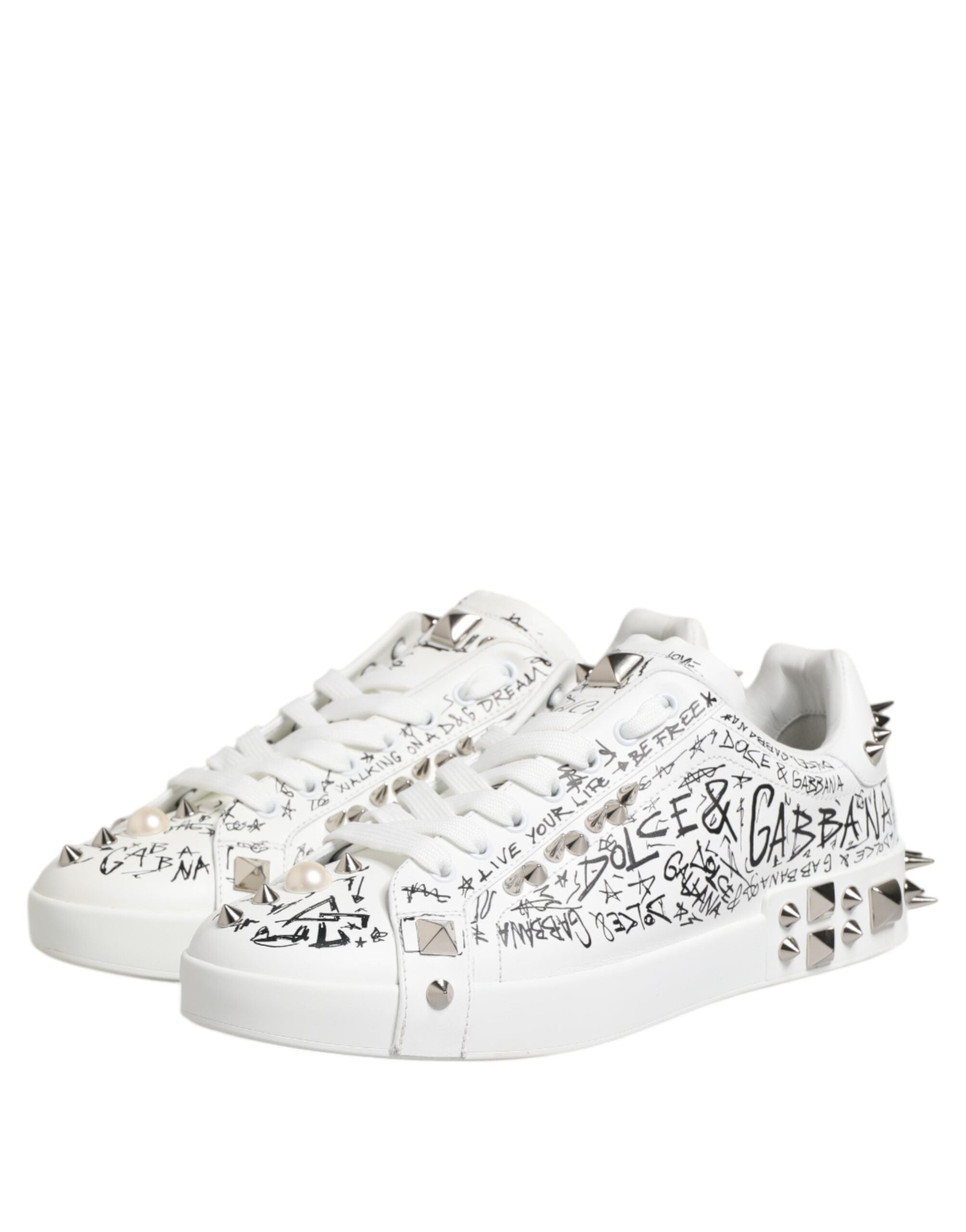 Chaussures sneakers pour hommes Dolce & Gabbana Portofino blanches avec studs, style décontracté et moderne.