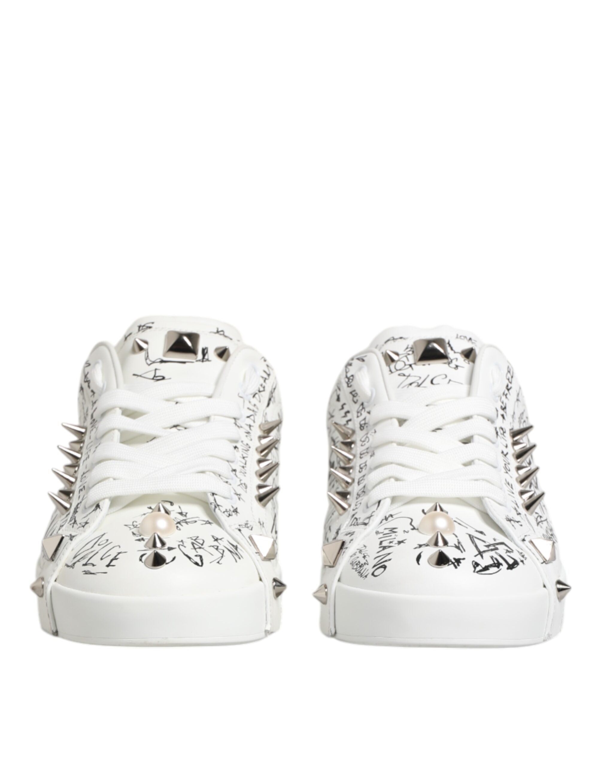 Chaussures sneakers pour hommes Dolce & Gabbana Portofino blanches à clous, vue de face avec détails de design élégants.