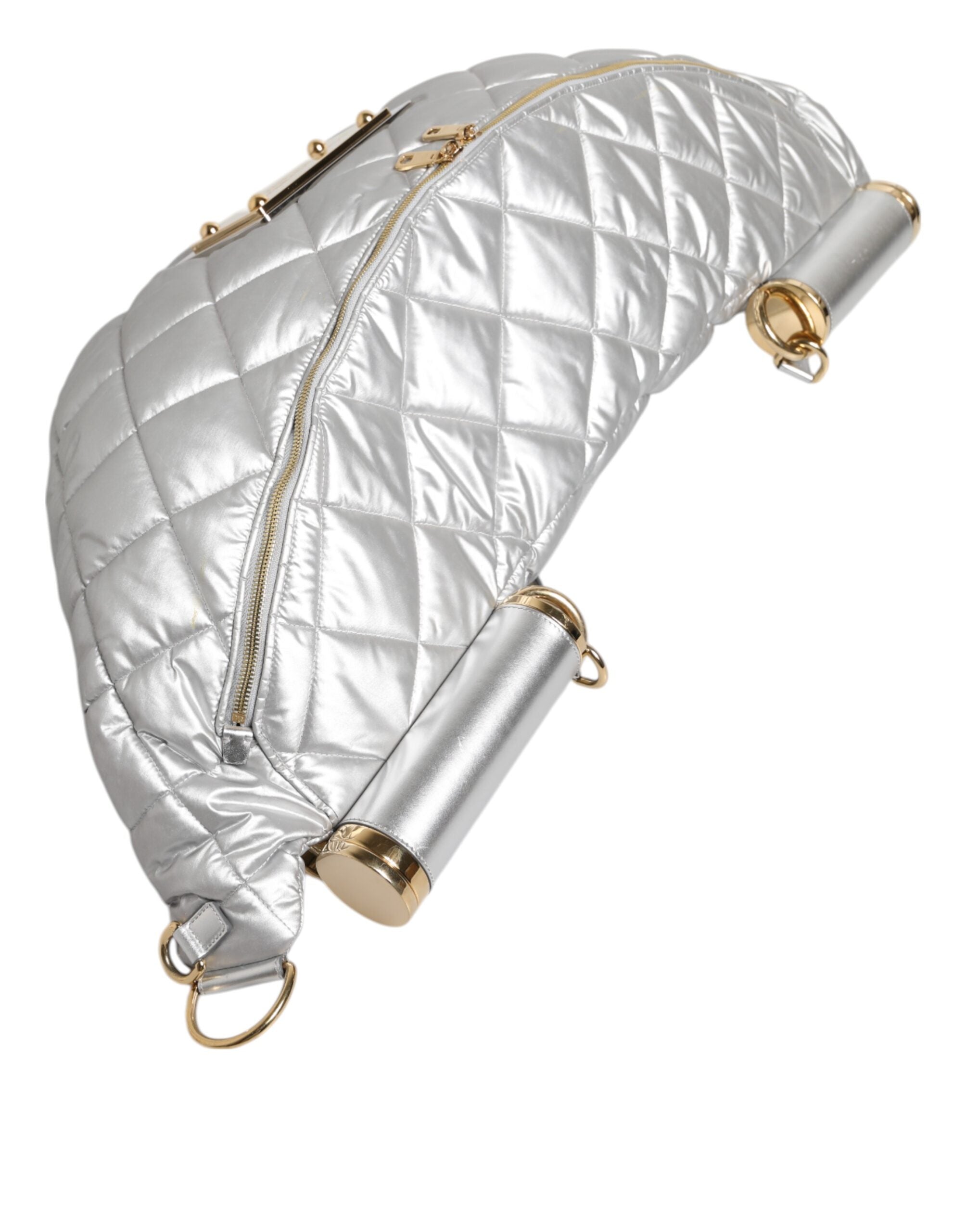 Sac bandoulière en argent Dolce & Gabbana Sicily, matelassé et rembourré, sac à épaule élégant en cuir brillant.