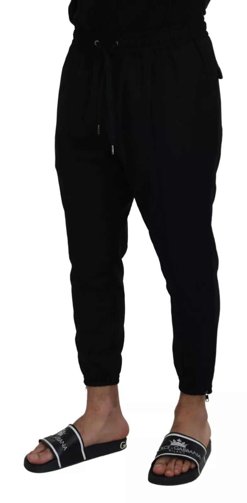 Pantalon jogging noir en laine Dolce & Gabbana, coupe décontractée et moderne, avec ceinture élastique et détails élégants.