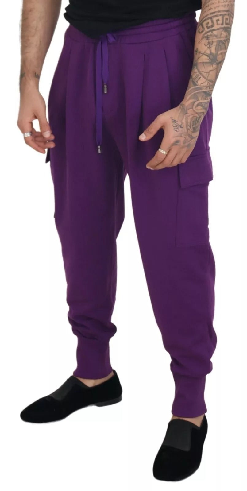Pantalons de jogging cargos en coton violet Dolce & Gabbana, style décontracté avec poches latérales et cordons de serrage.