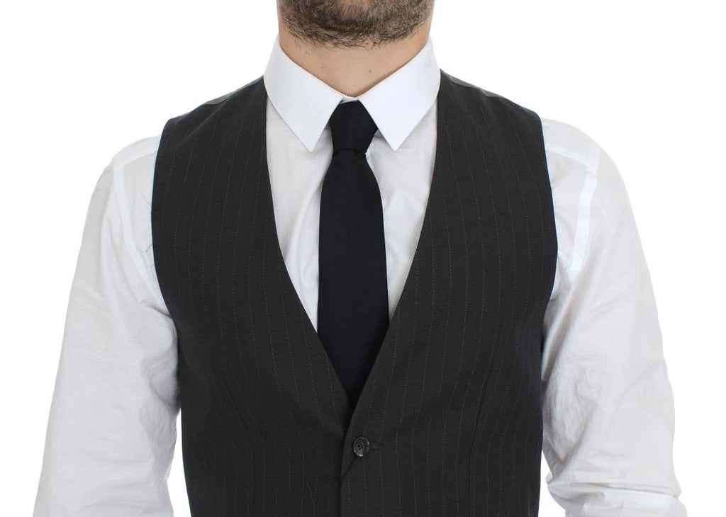 Gilet Dolce & Gabbana gris à rayures pour veste formelle, détail élégant avec col et boutons, adapté pour cérémonie ou bureau