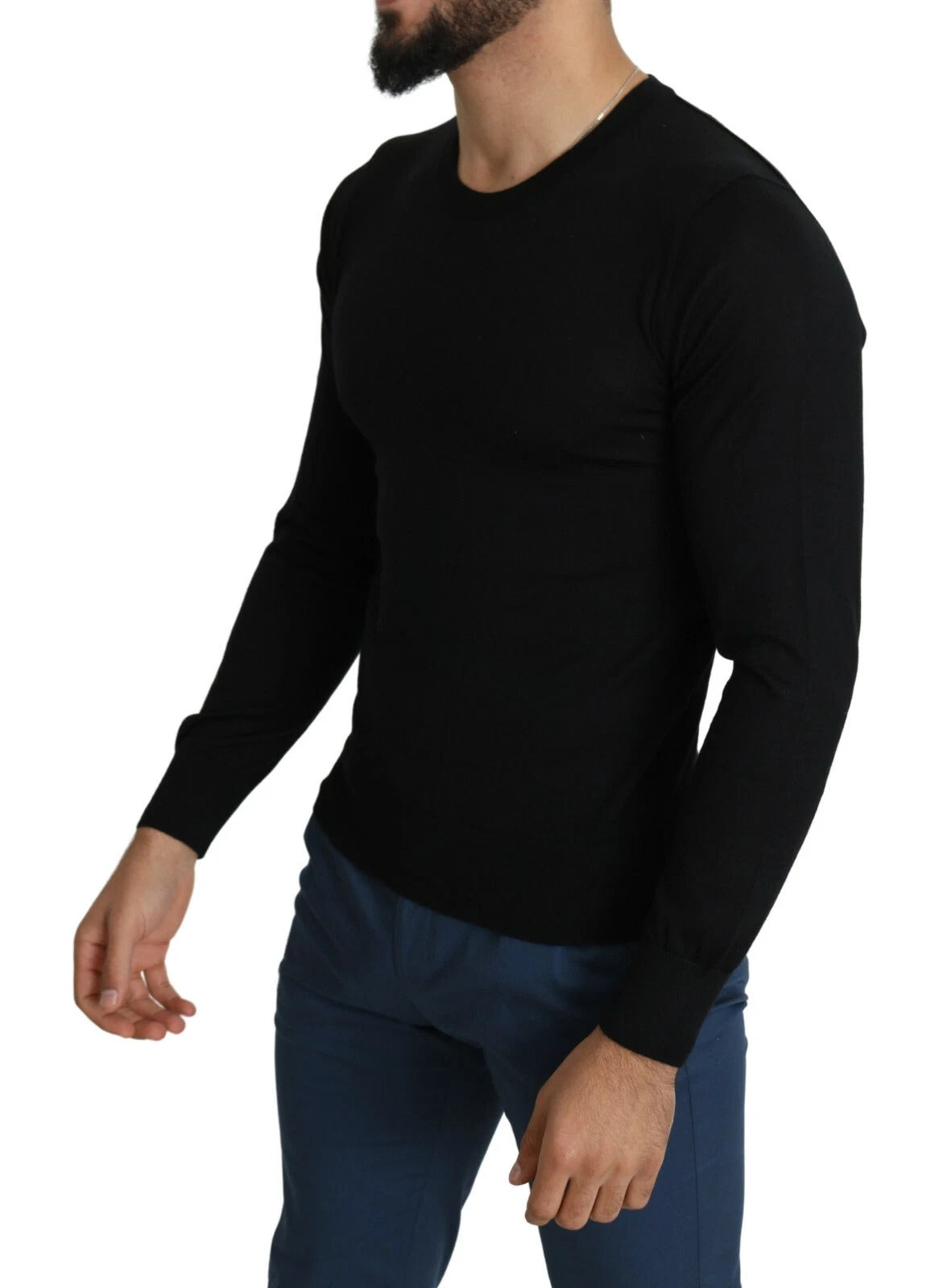 Pull-over en cachemire noir Dolce & Gabbana à col rond, doux et élégant, pour un style sophistiqué.