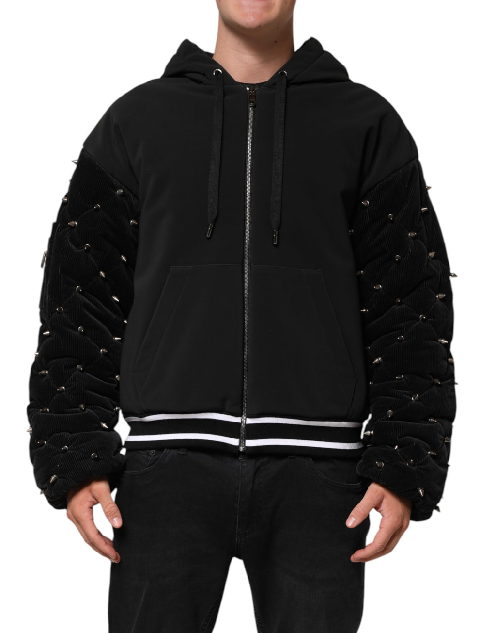 Veste à capuche en coton noir Dolce & Gabbana, matelassée avec studs sur les manches, style décontracté et tendance.