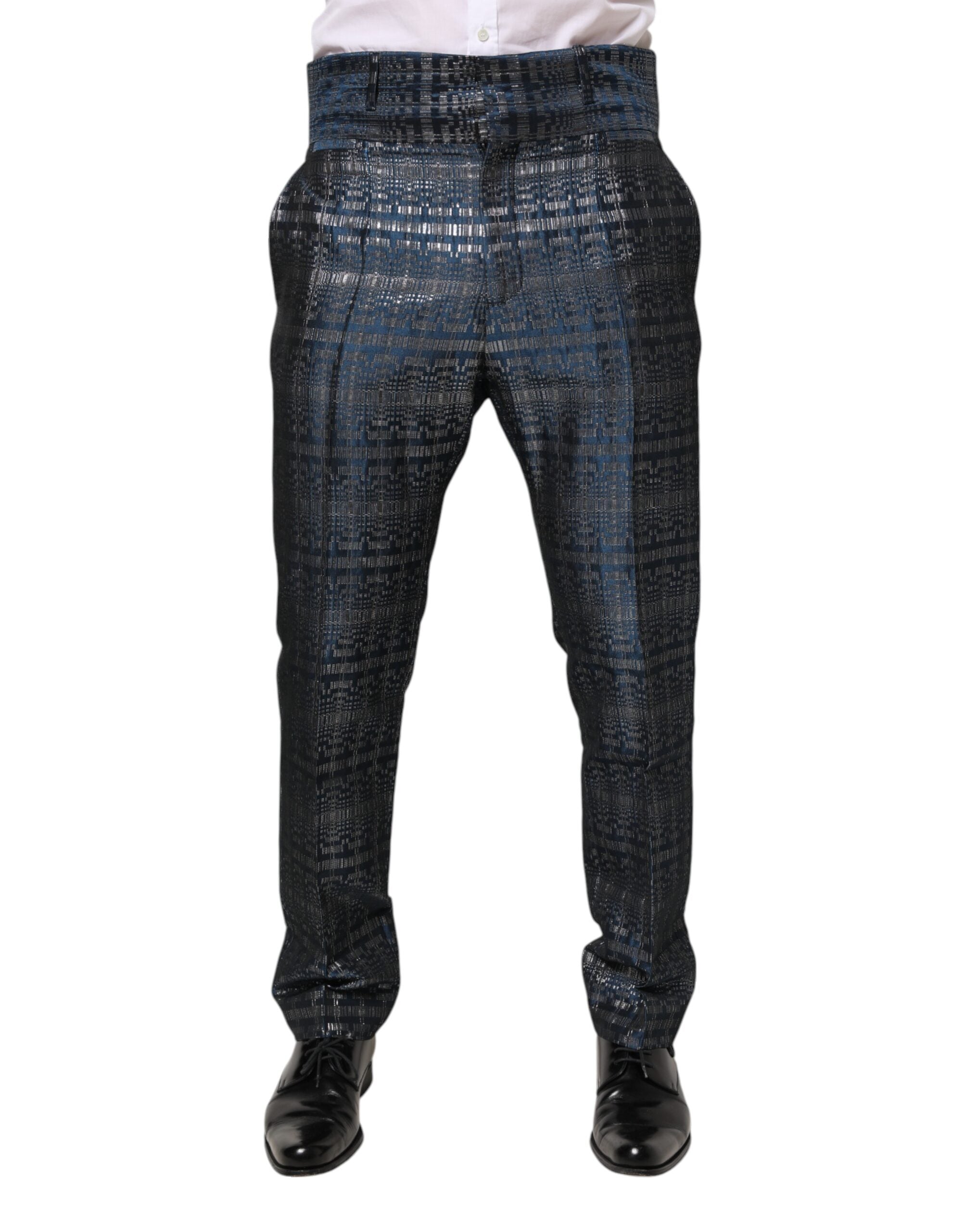 Pantalon homme Dolce & Gabbana en soie bleue argentée brillante, coupe skinny, pantalon élégant et sophistiqué.