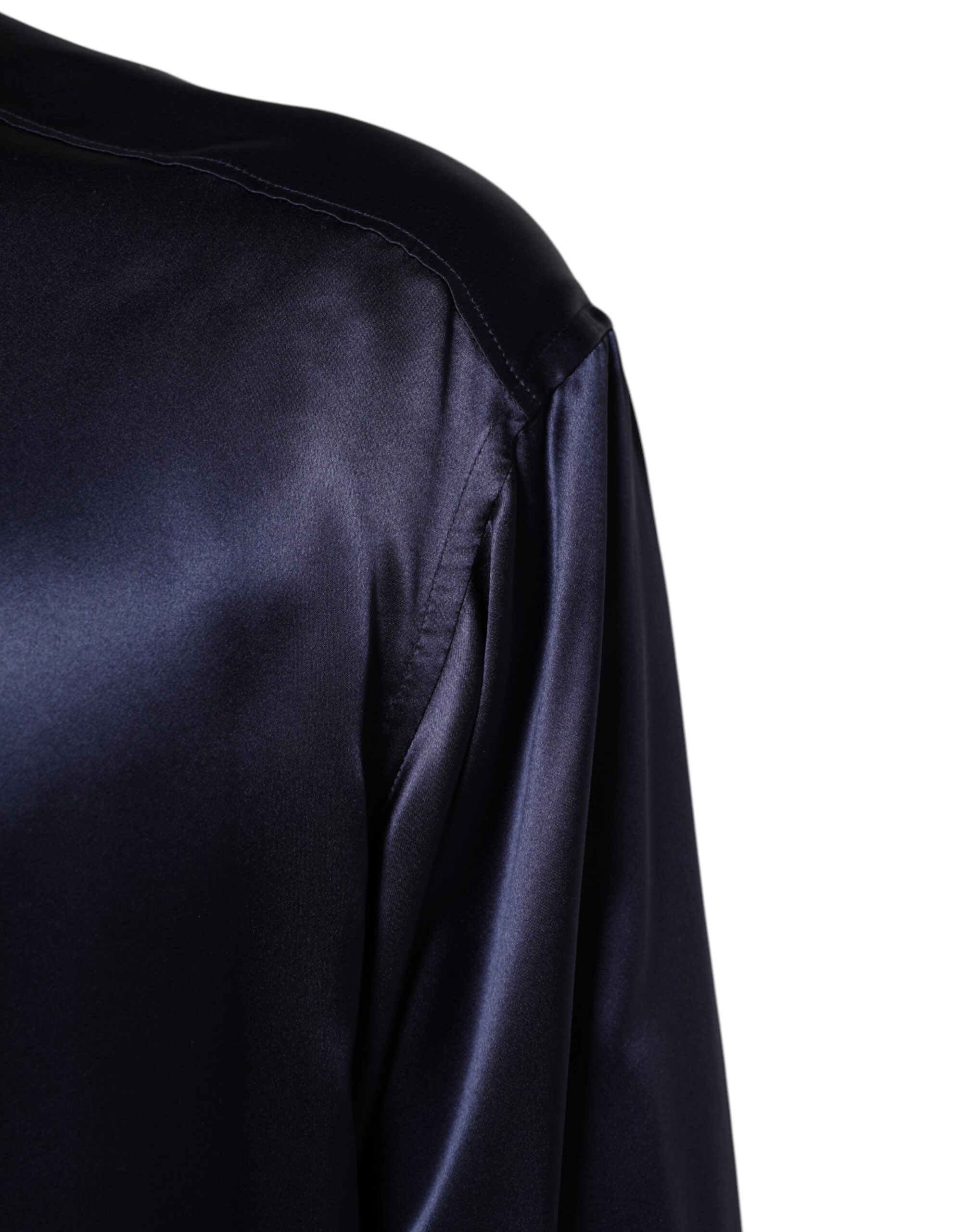 Chemise en soie bleue Dolce & Gabbana à manches longues et col mandarin, élégante et sophistiquée.