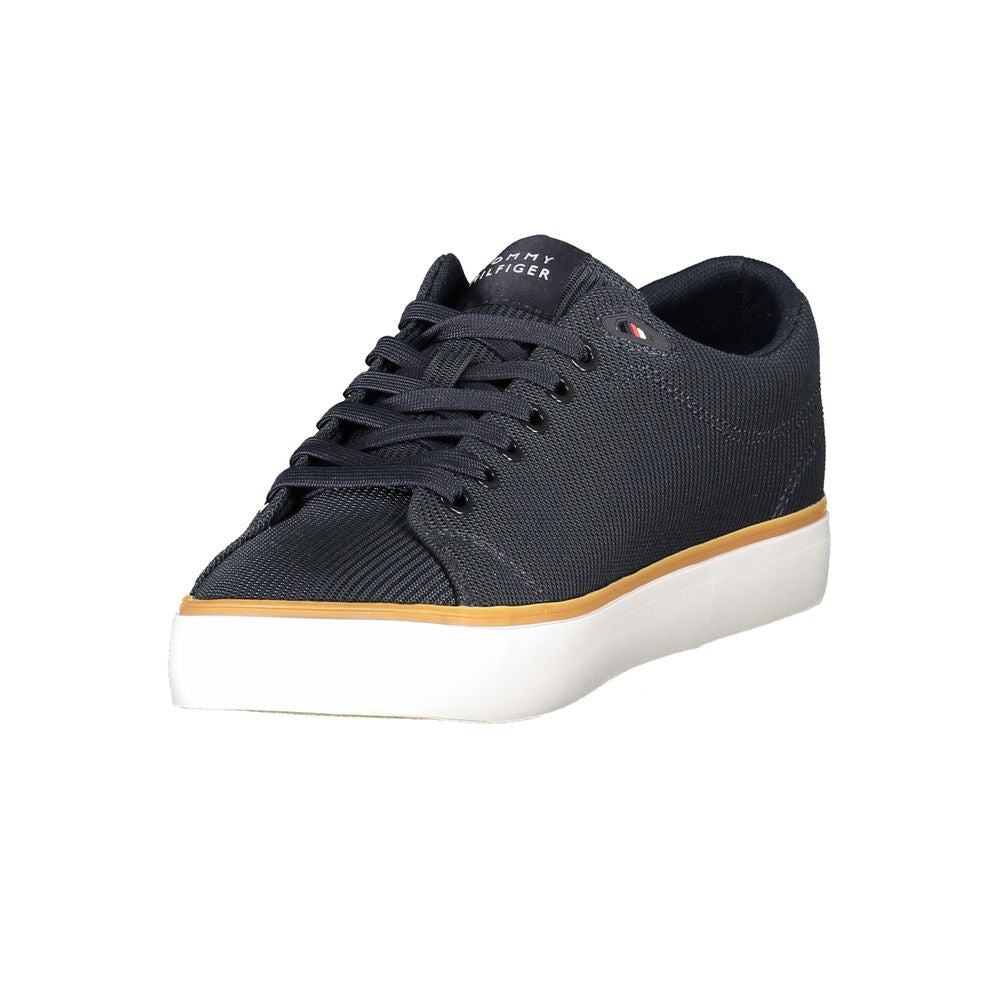 Sneakers pour hommes Tommy Hilfiger en polyester bleu, vue de face montrant le design moderne et la semelle blanche.