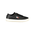 Sneaker pour femmes Tommy Hilfiger en polyuréthane noir, style décontracté et moderne.
