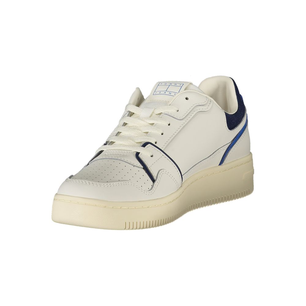 Chaussures Tommy Hilfiger pour homme, sneakers en polyuréthane blanc, style décontracté et moderne.