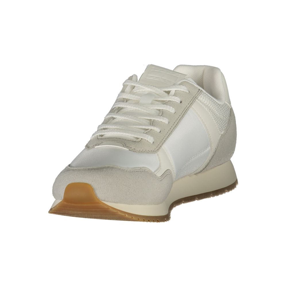 Sneakers pour homme Tommy Hilfiger en polyuréthane blanc, style décontracté avec semelle blanche et design moderne.