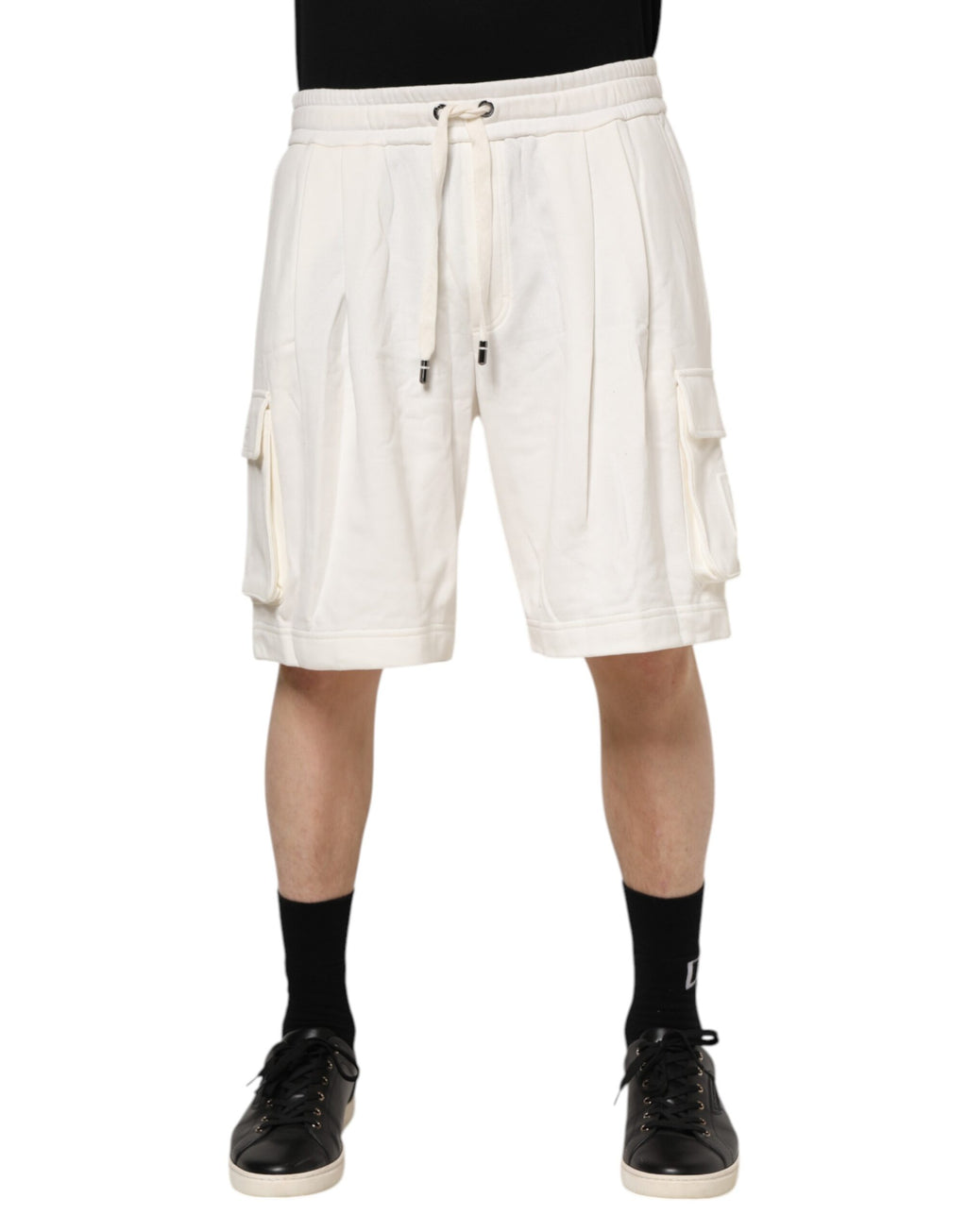 Shorts bermuda cargo en coton blanc de Dolce & Gabbana, sweatshorts avec poches et taille élastique, vue de face.