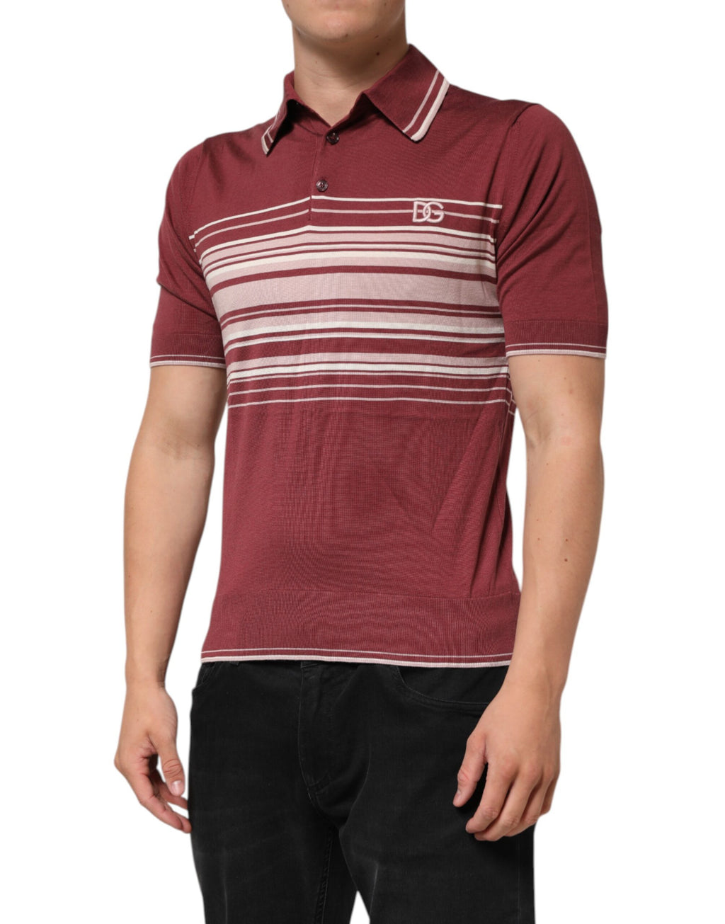 Polo en coton bordeaux rayé avec logo DG de Dolce & Gabbana, vue de face avec col et manches à rayures.