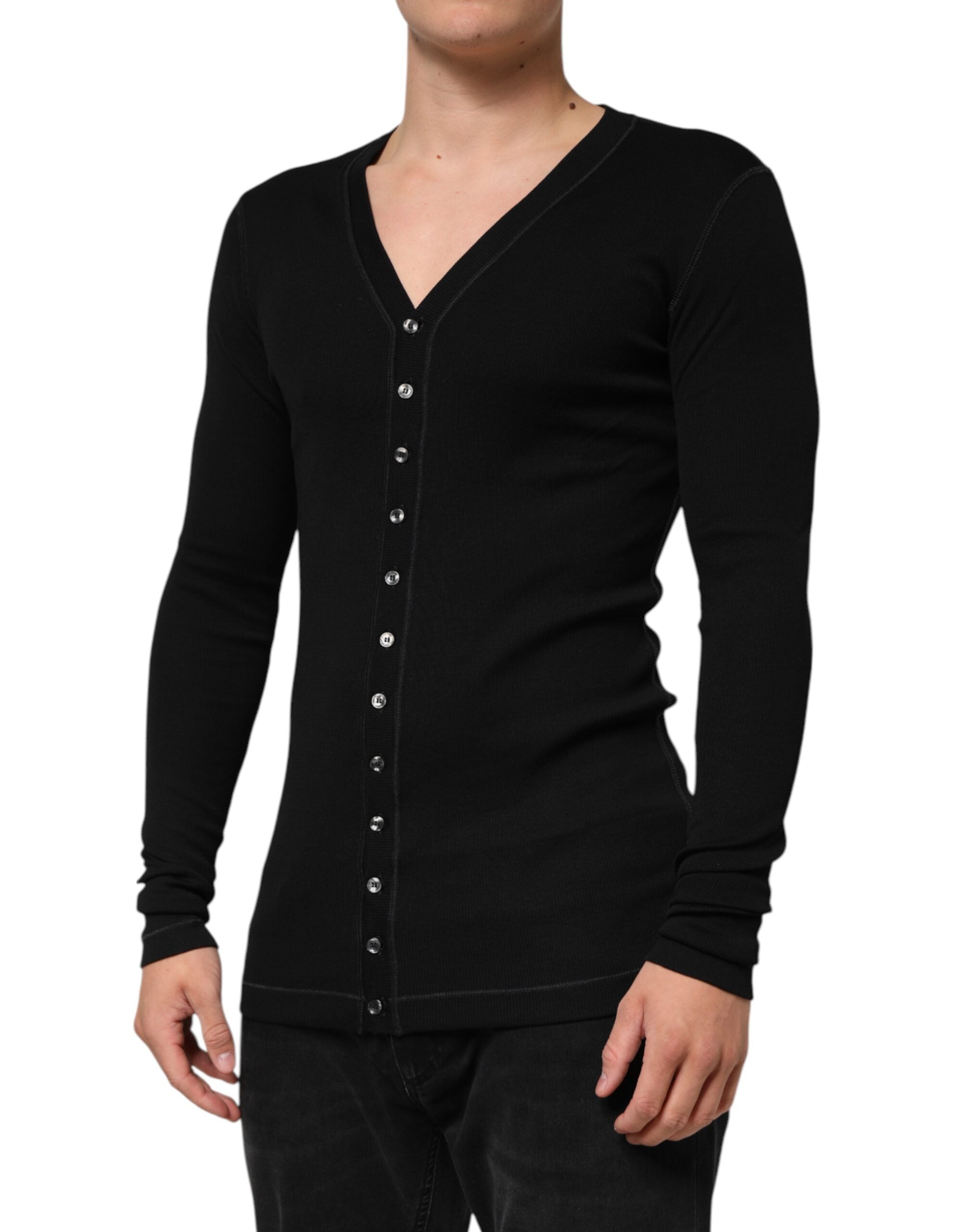 Pull cardigan Dolce & Gabbana en coton noir avec boutons, pour homme, porté sur un mannequin.