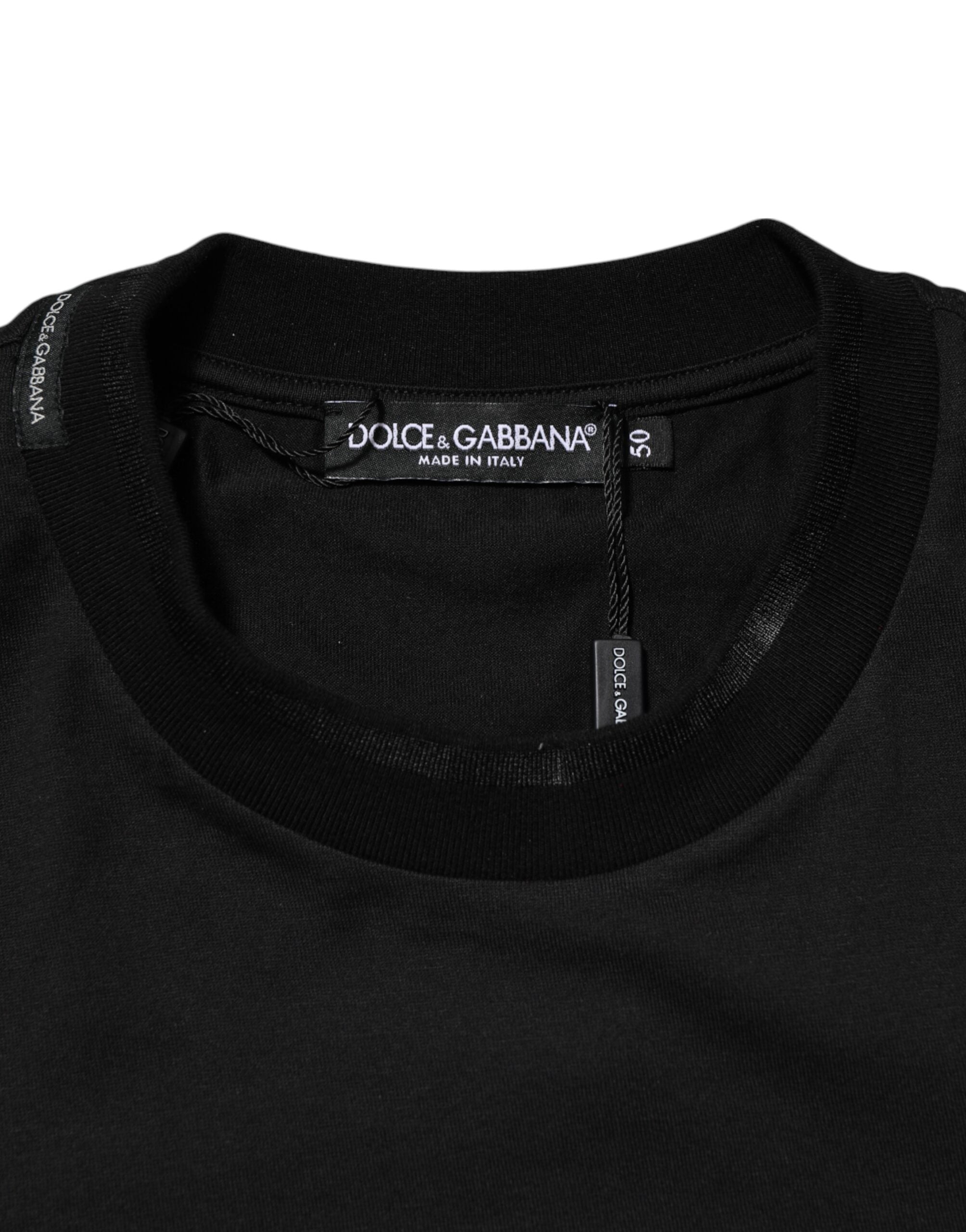 T-shirt noir en coton Dolce & Gabbana avec logo DG brodé et poche à l'avant, mode élégante et décontractée.