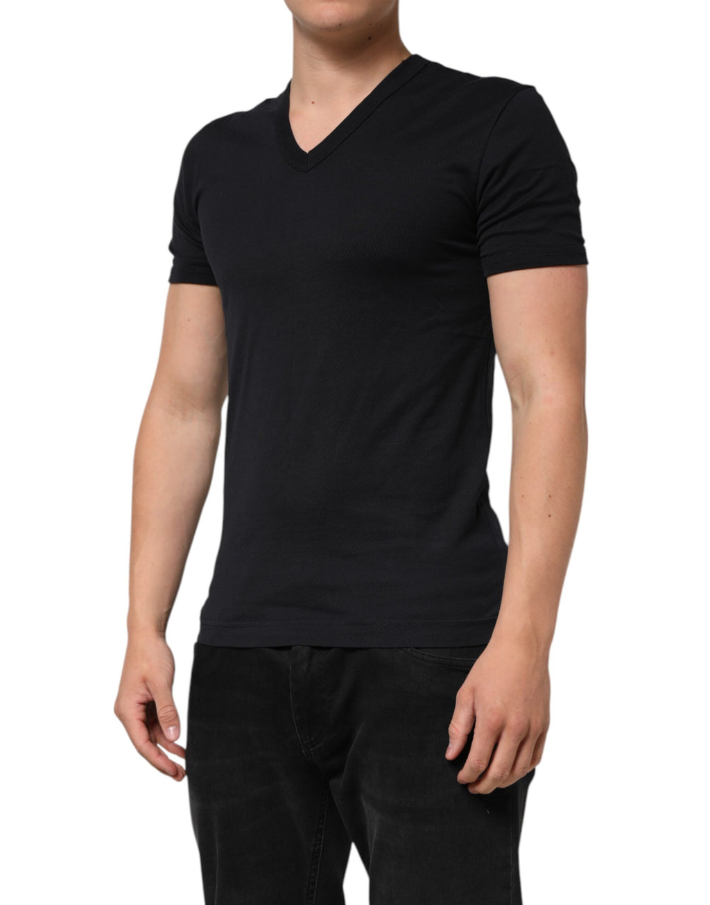 Chemise homme Dolce & Gabbana en coton noir à col en V, style simple et élégant, vue de face.