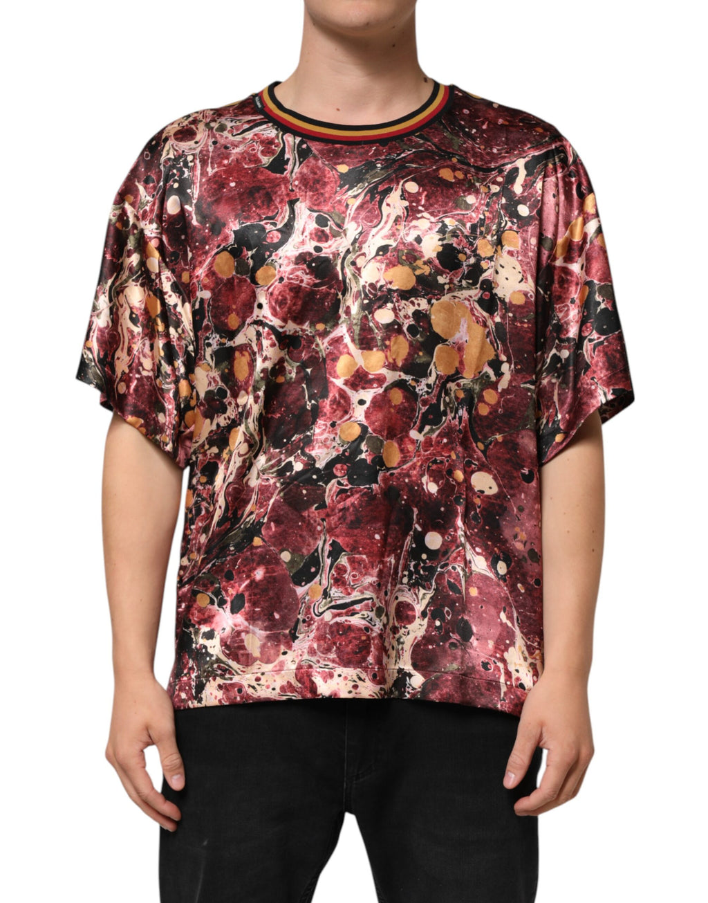 T-shirt oversize Dolce & Gabbana en polyester à imprimé marbre multicolore, style décontracté et tendance, vue de face.