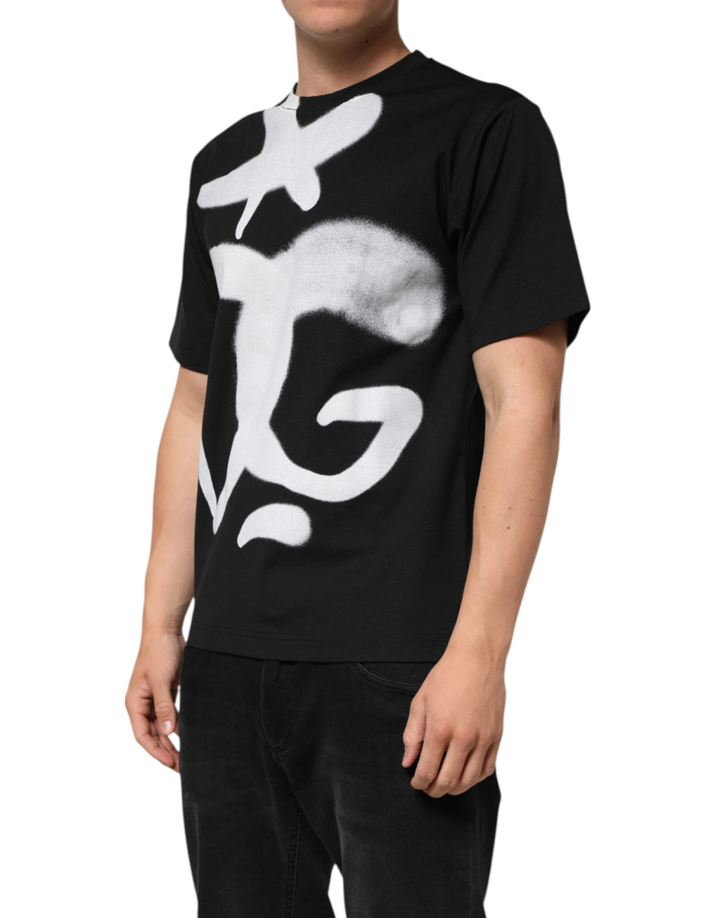 T-shirt à manches courtes Dolce & Gabbana en coton noir avec logo DG et motif graffiti, mode urbaine élégante.