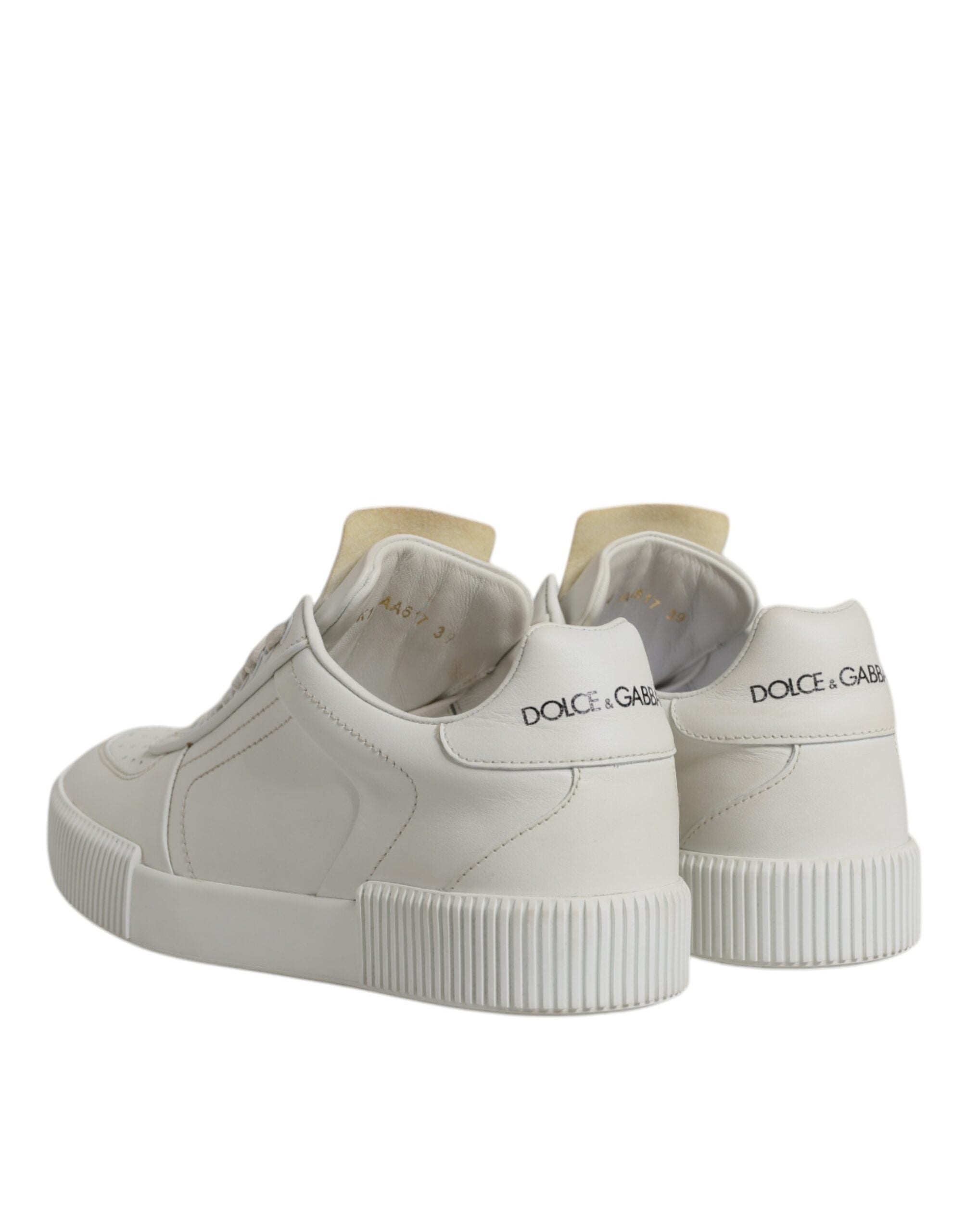 Chaussures sneakers basses en cuir blanc Dolce & Gabbana Miami Low Top, vue de face avec détails en cuir blanc.
