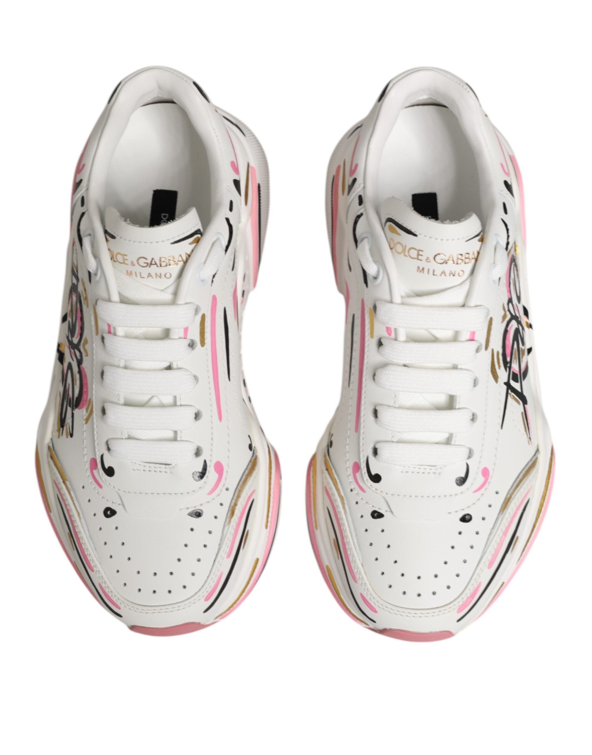 Chaussures sneakers Dolce & Gabbana DAYMASTER multicolores peintes à la main, style artistique et coloré.