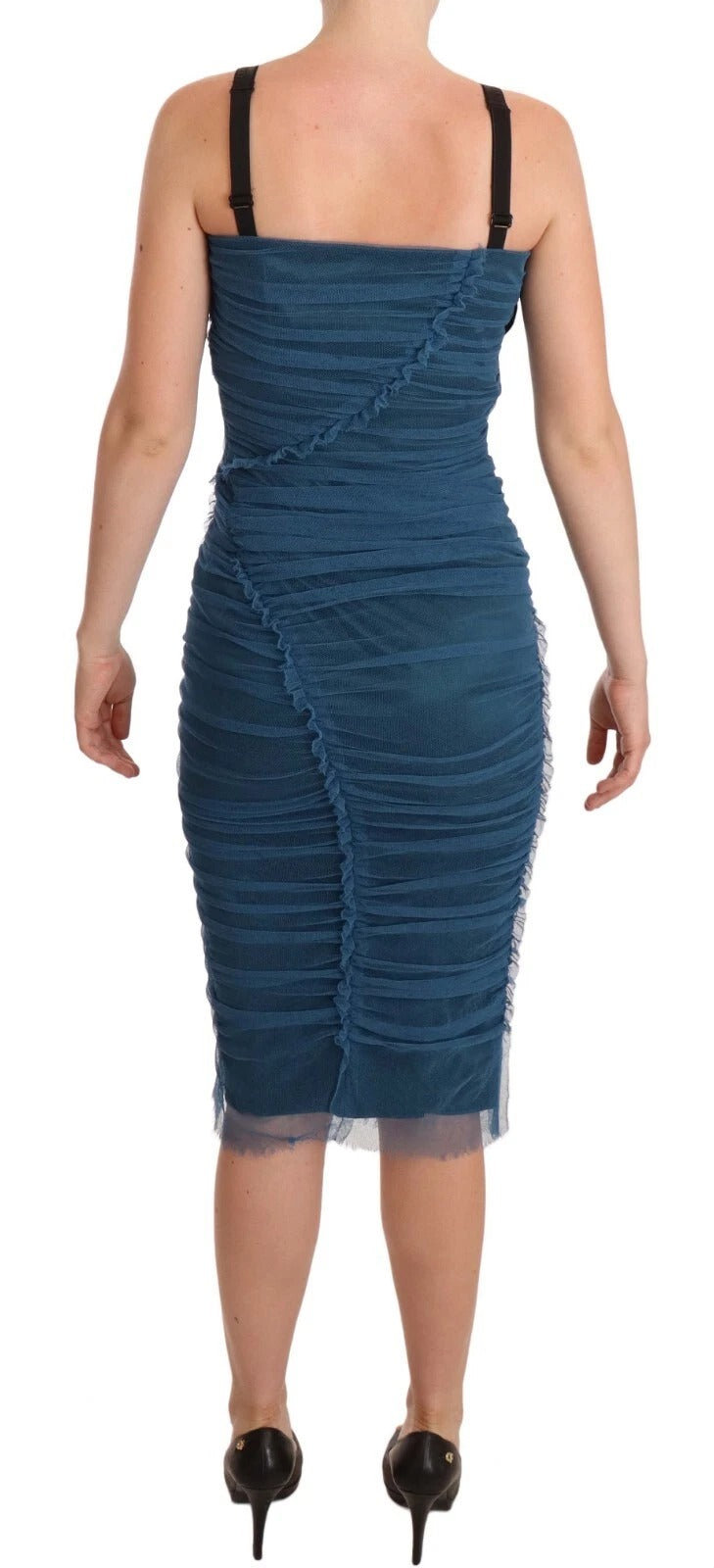 Robe Dolce & Gabbana en tulle bleu, ajustée avec finition en mesh et détails froncés, longue et élégante.