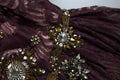 Robe longue violette en viscose avec cristaux de la marque Dolce & Gabbana, coupe en A élégante et sophistiquée.