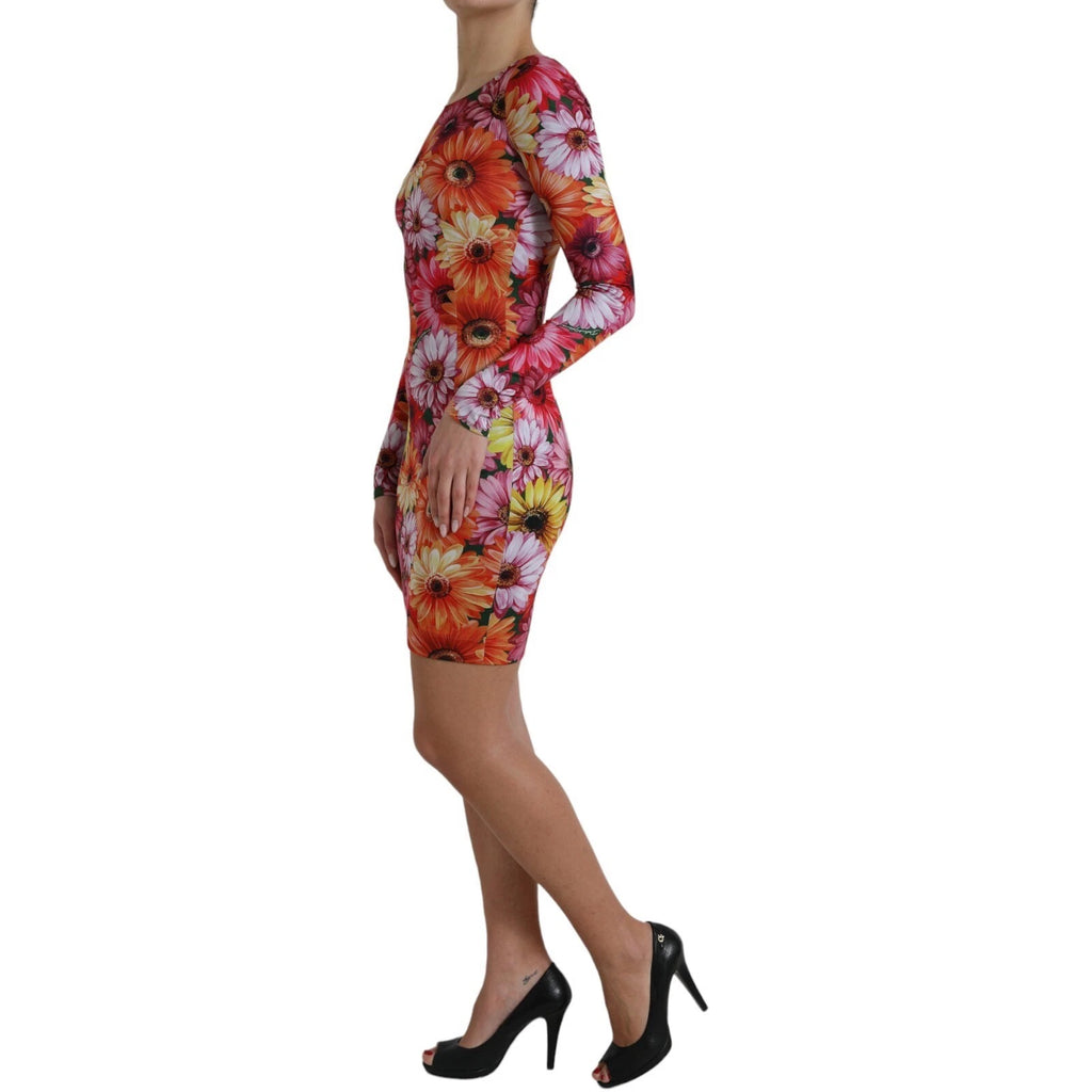 Robe courte Dolce & Gabbana à motif floral multicolore, coupe ajustée et élégante, idéale pour une occasion spéciale.