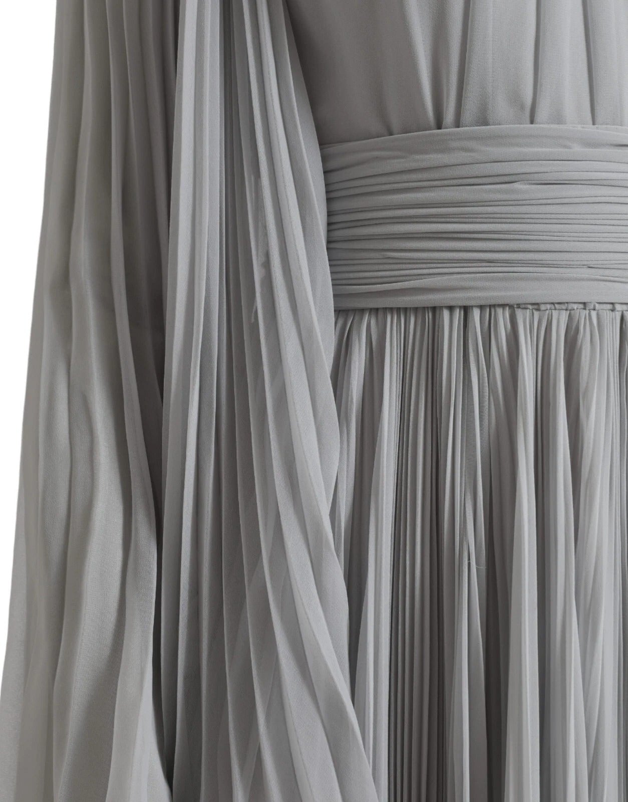 Robe longue plissée en polyester gris clair de Dolce & Gabbana, élégante et fluide, pour un style sophistiqué.
