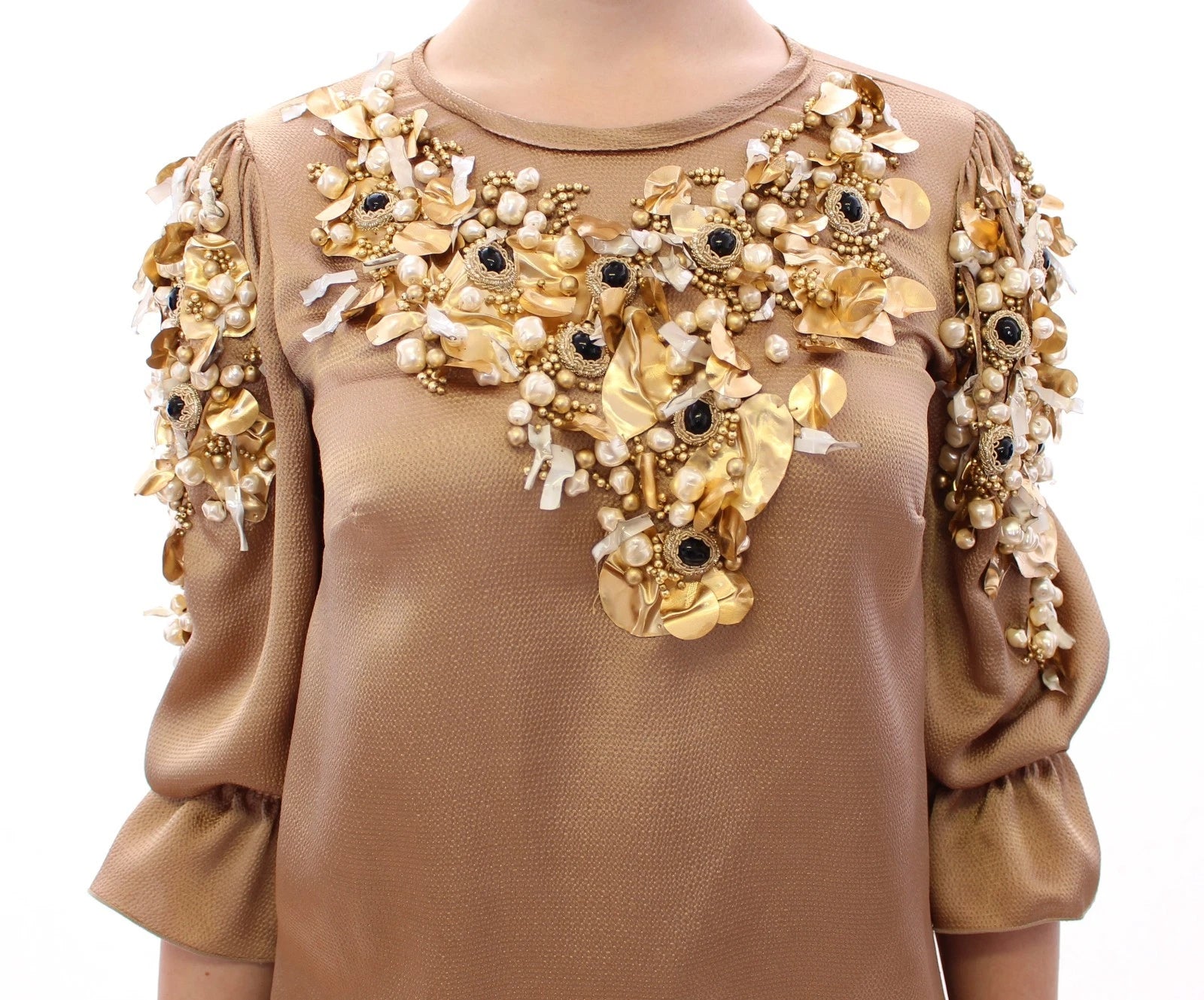 Blouse en cristal doré Dolce & Gabbana, pièce spéciale de défilé, avec détails élégants et design luxueux.