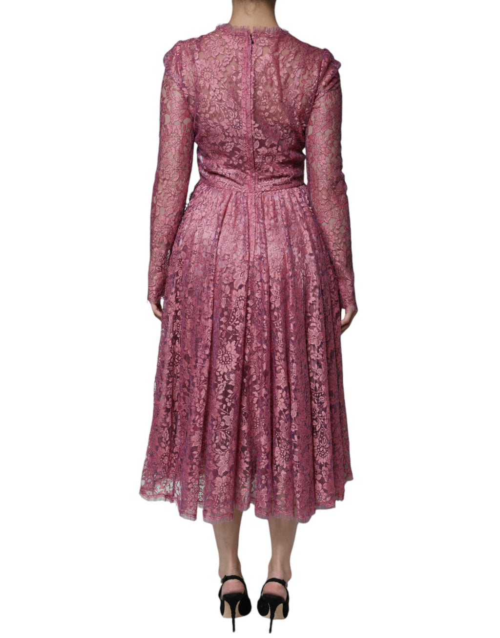Robe midi en dentelle florale rose Dolce & Gabbana à manches longues, élégante et raffinée, avec détails délicats.