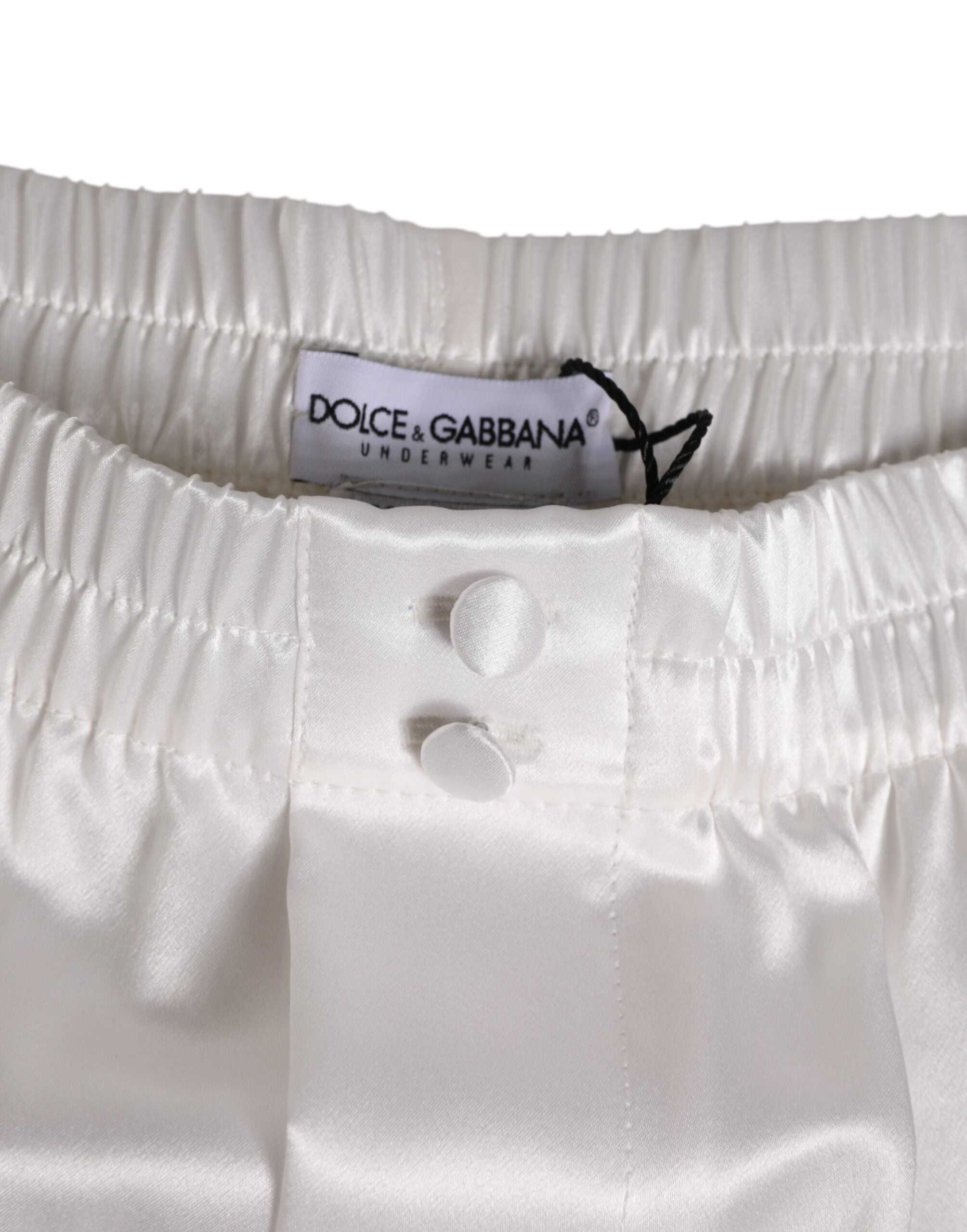 Boxers de bain pour homme Dolce & Gabbana, short en satin de soie blanc avec taille élastique, style élégant et confortable.